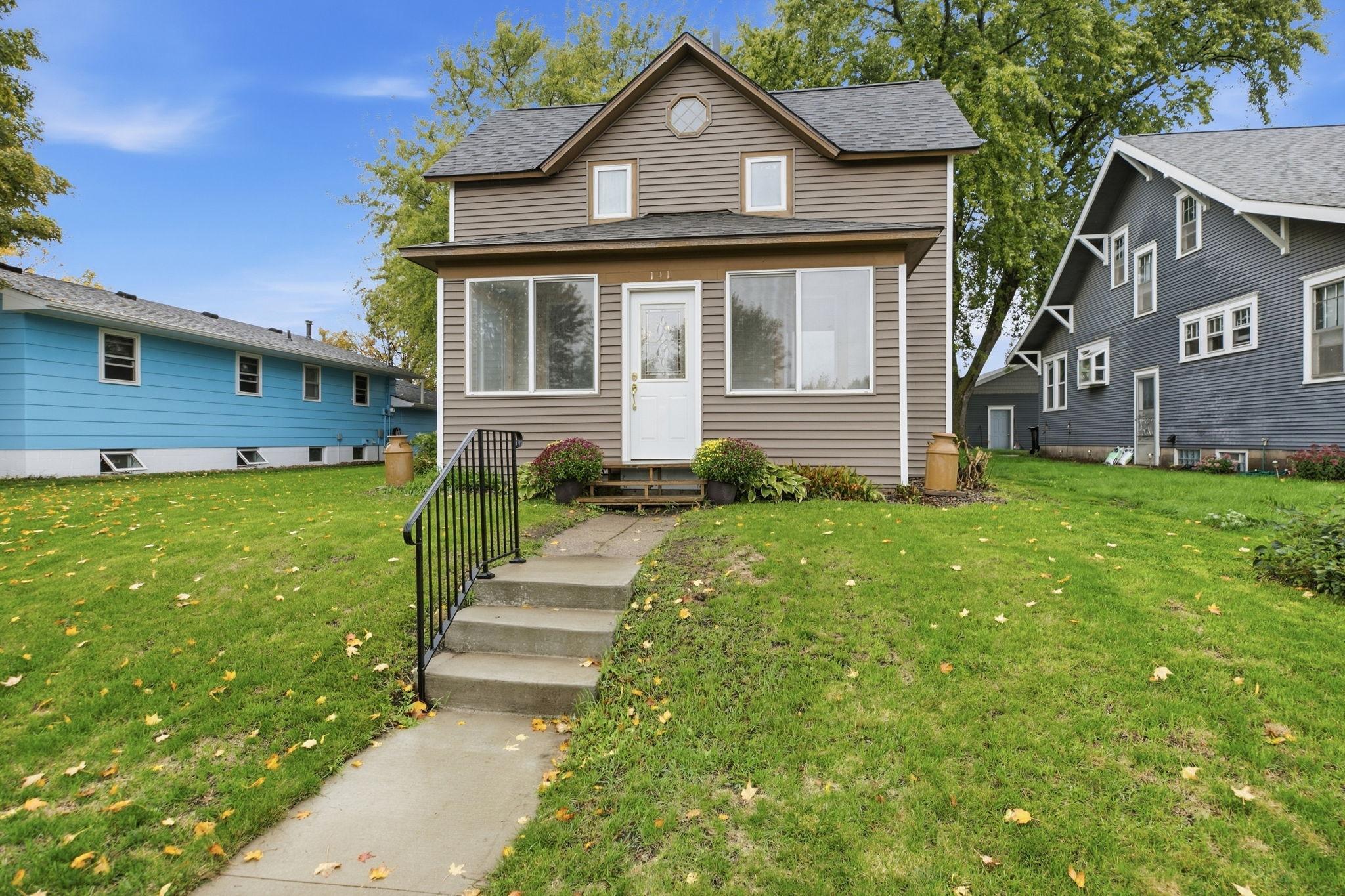 141 3rd Street 32 Property Photo 1