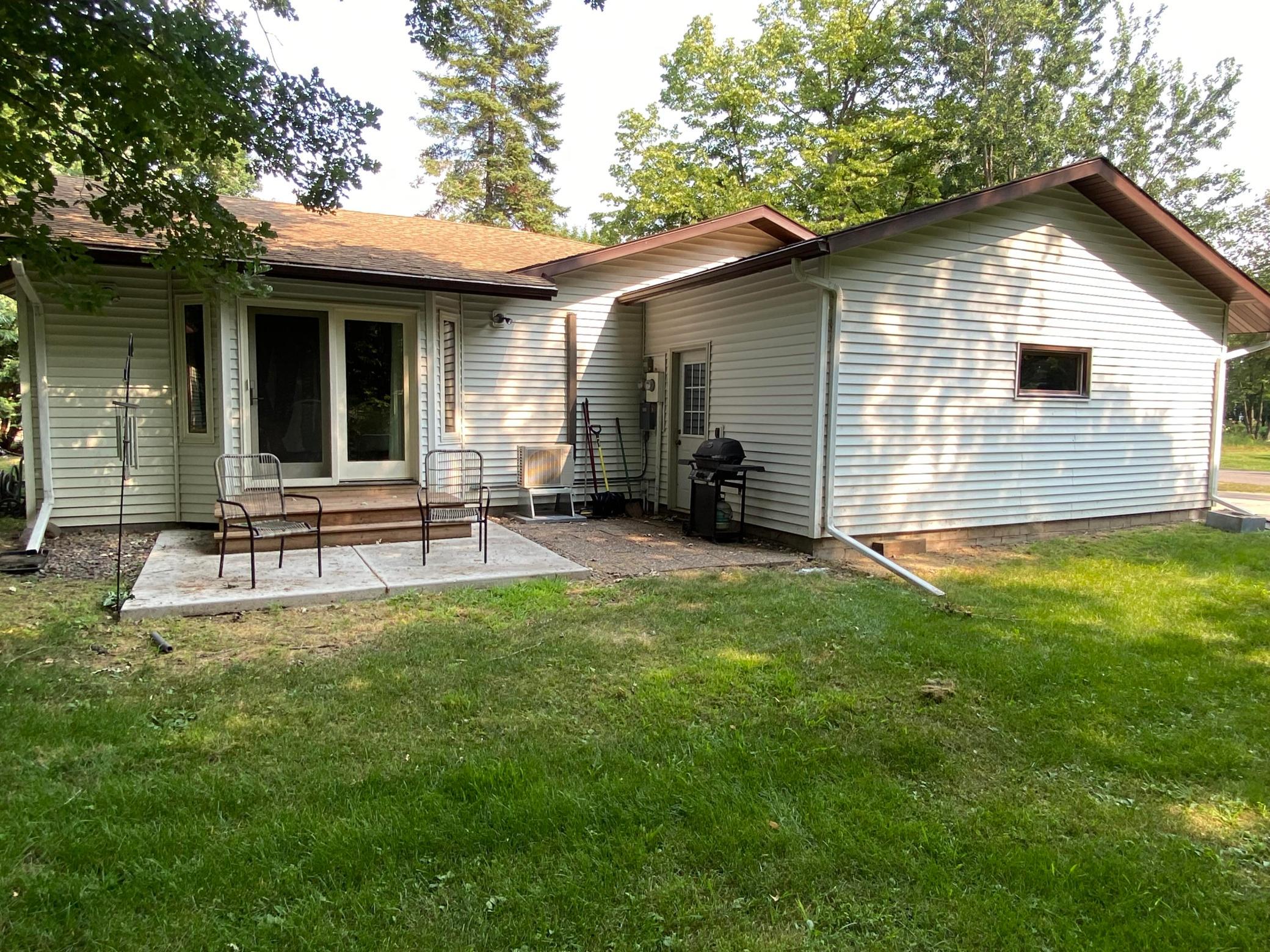 1520 White Cloud Drive S Property Photo 4