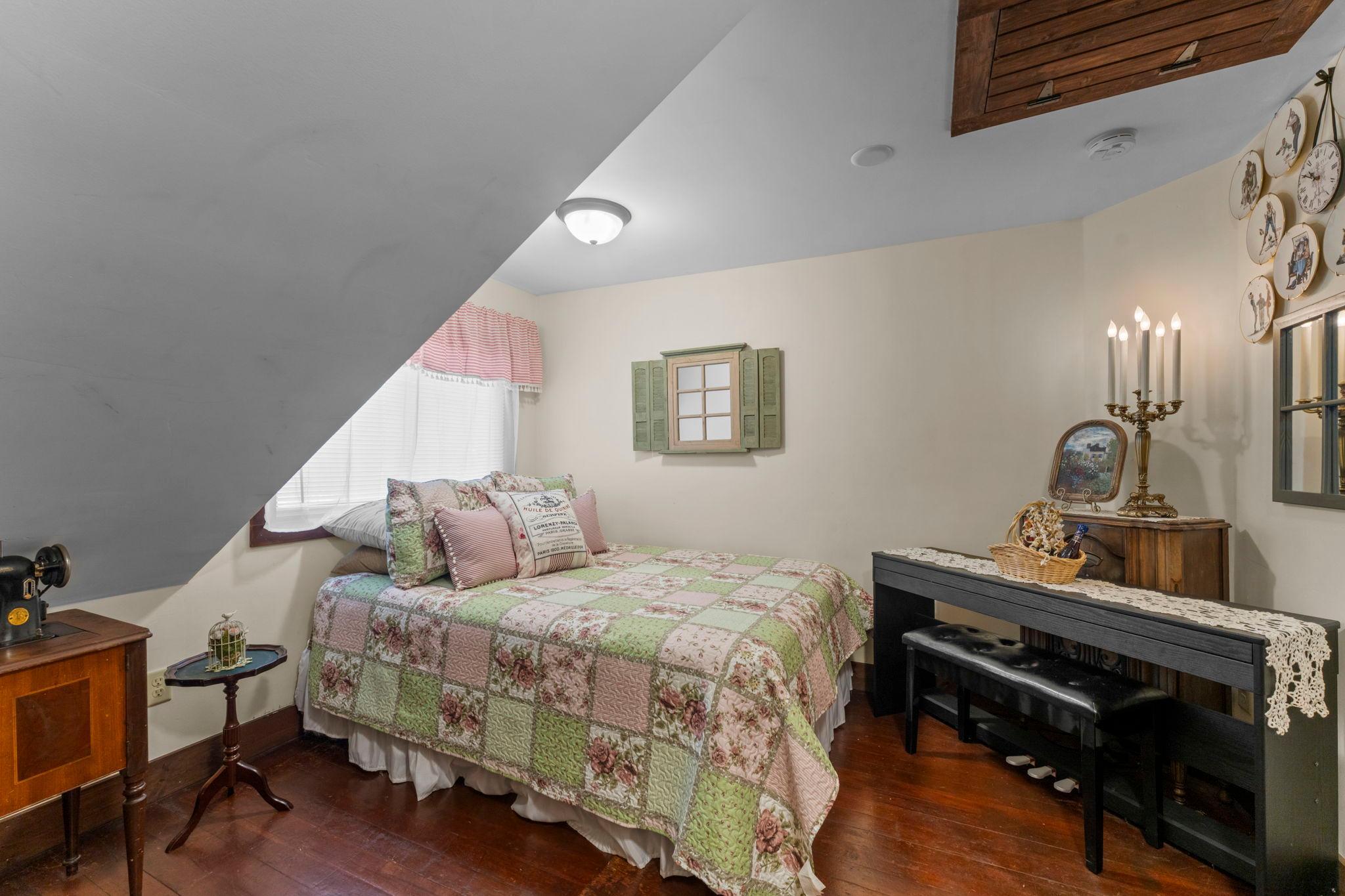 312 4th Street Property Photo 37