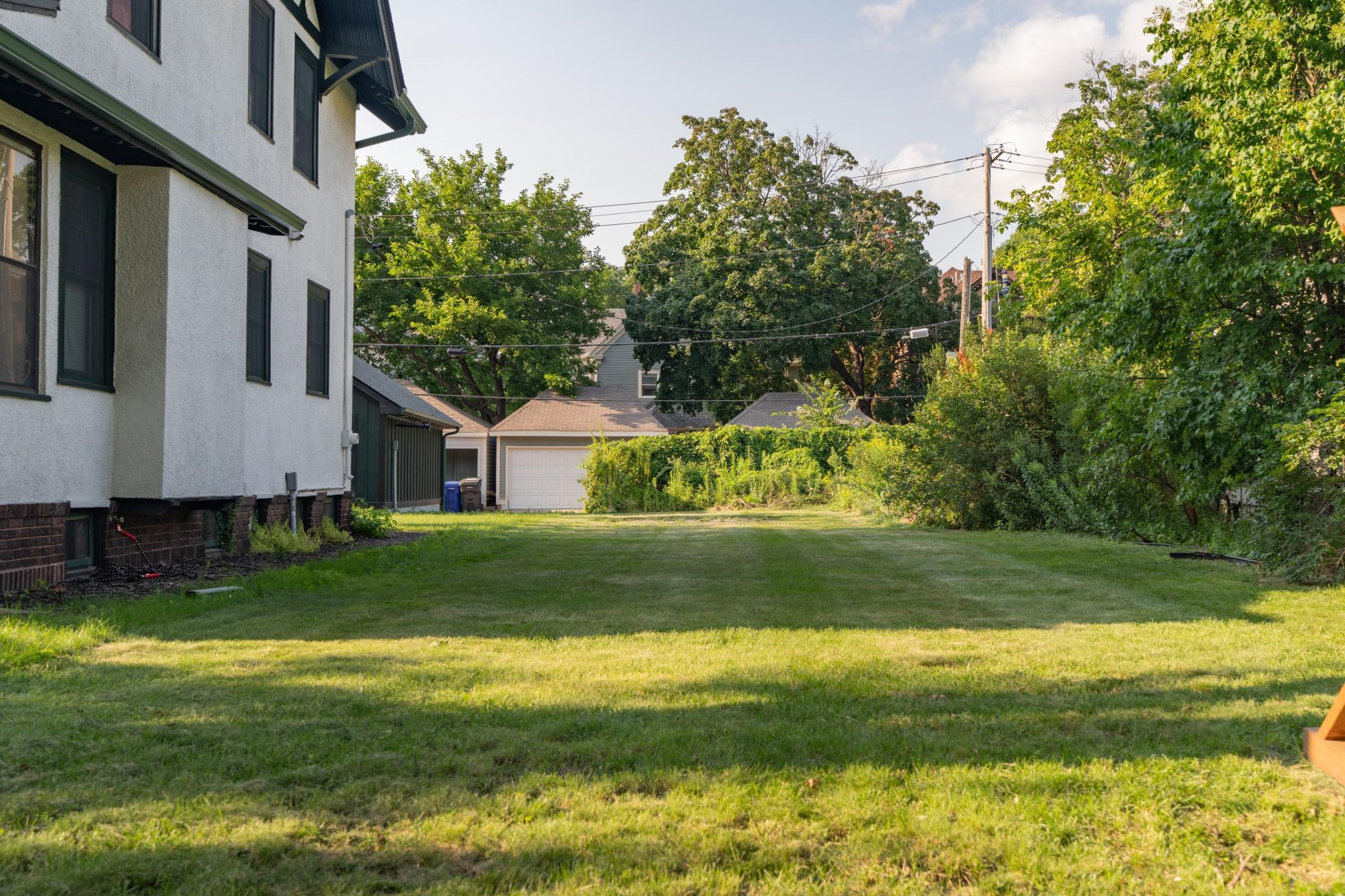 545 Holly Avenue Property Photo