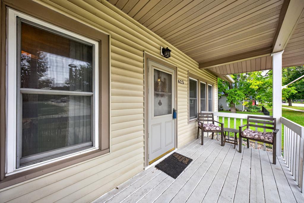 623 Winona Street Se Property Photo 2