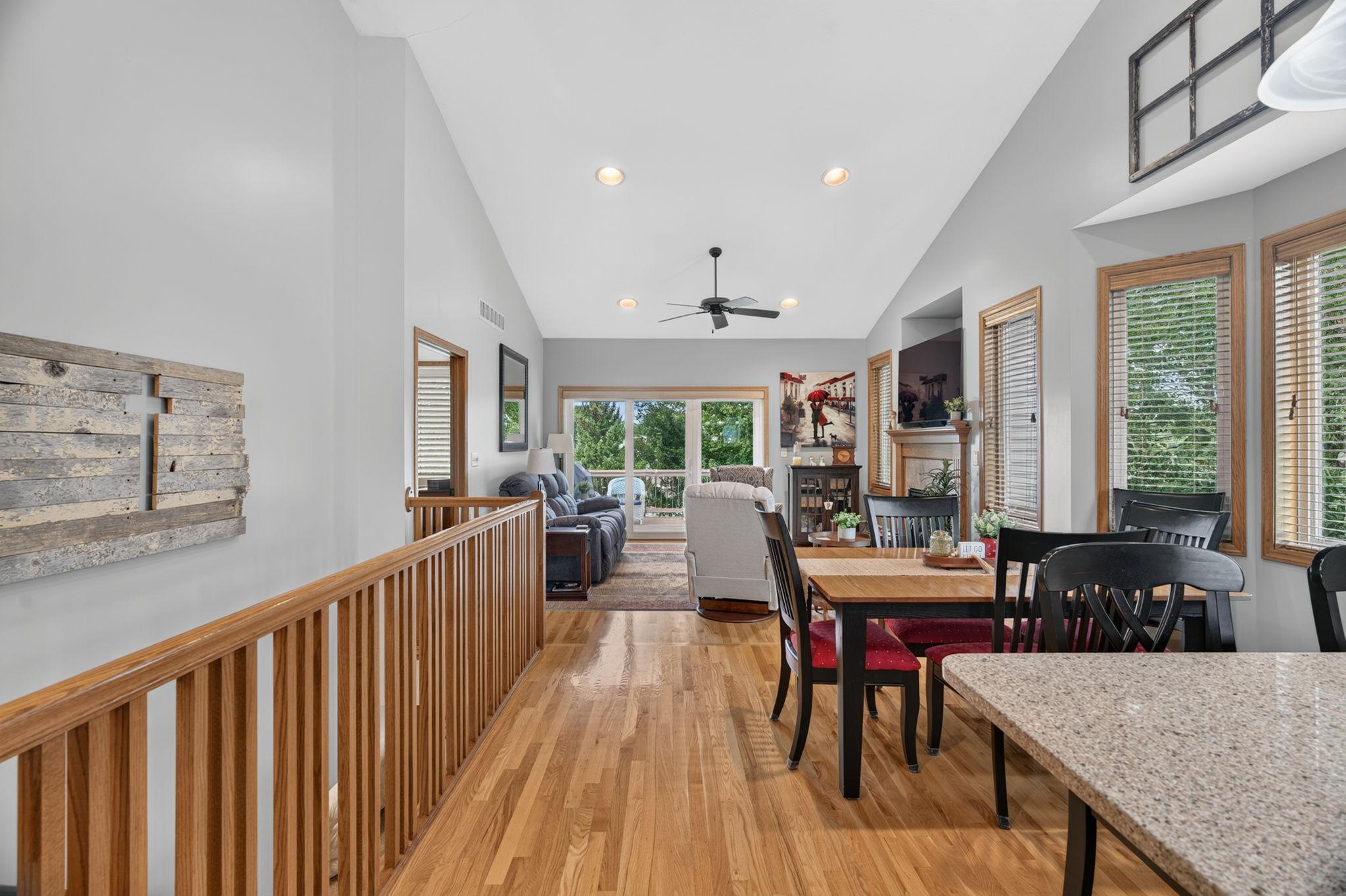 2048 Crimson Ridge Drive Nw Property Photo 5