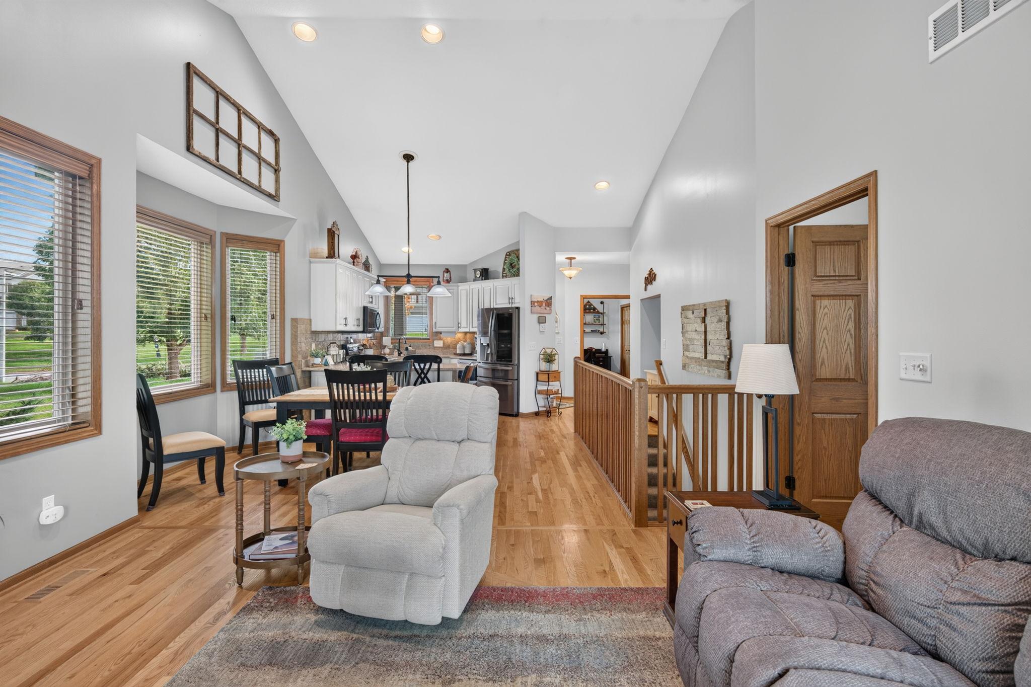 2048 Crimson Ridge Drive Nw Property Photo 14