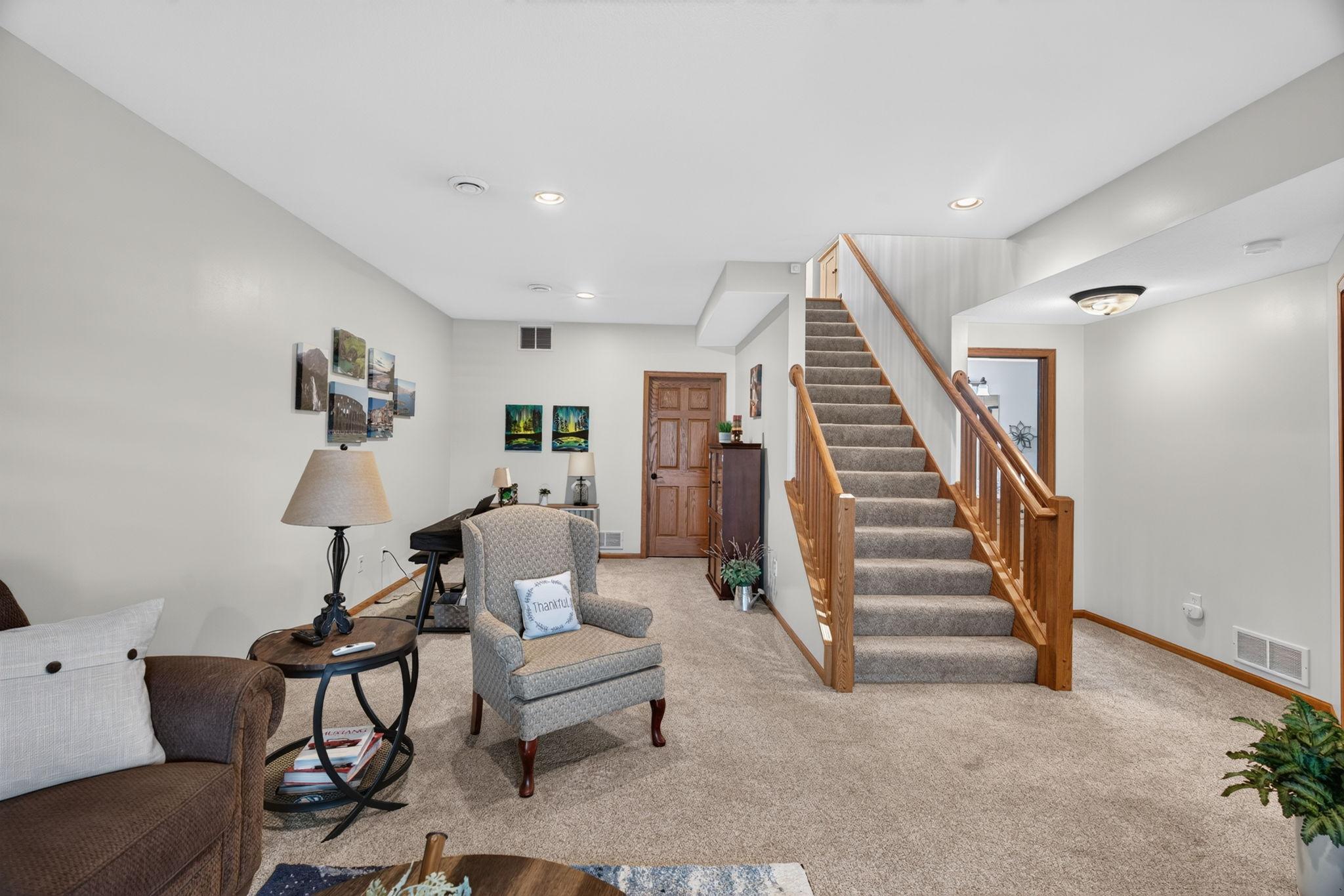 2048 Crimson Ridge Drive Nw Property Photo 25