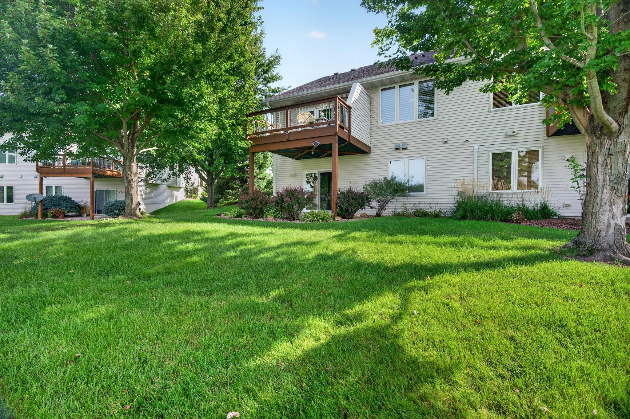 2048 Crimson Ridge Drive Nw Property Photo 34