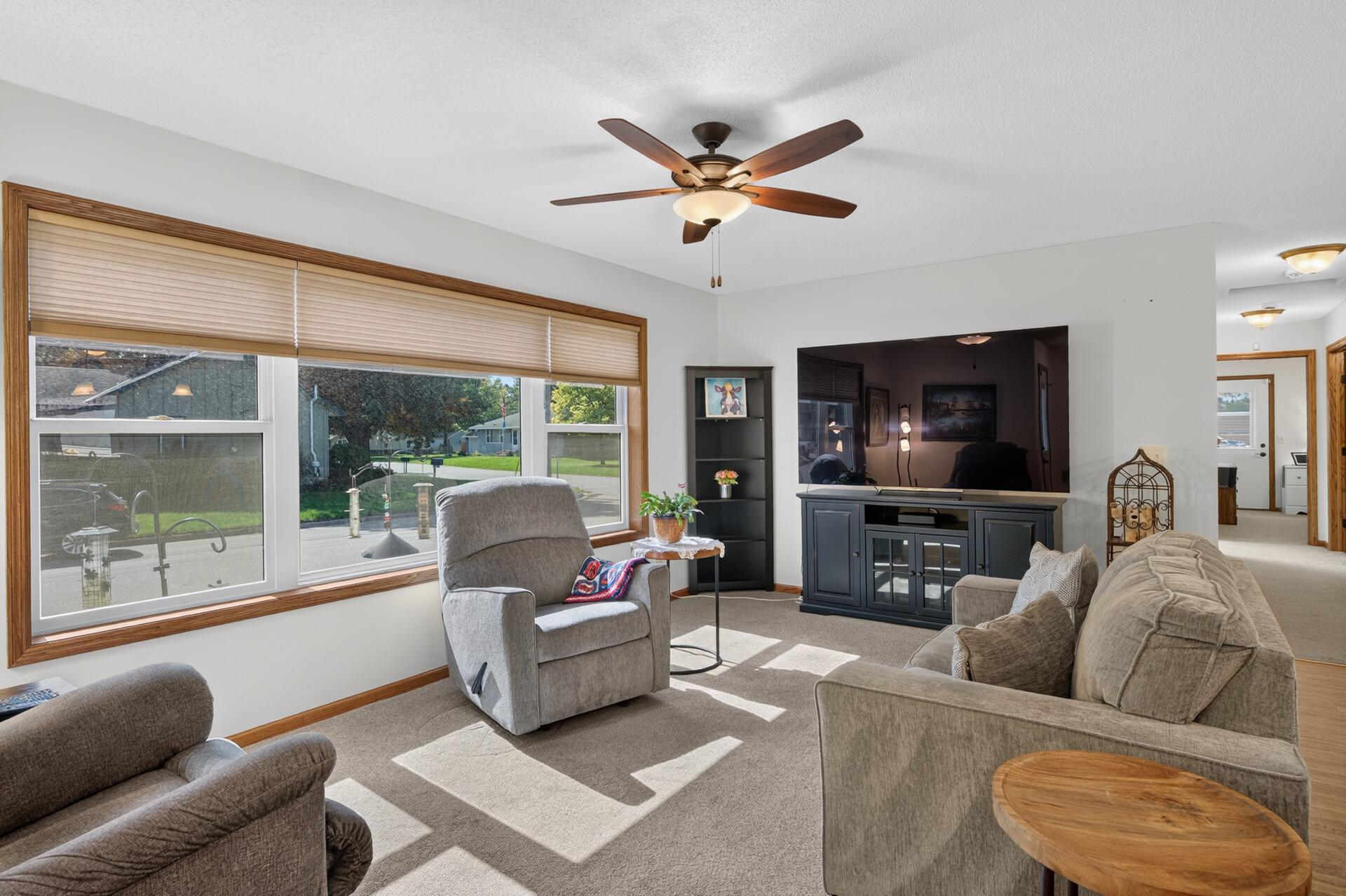 619 7th Street Property Photo 10