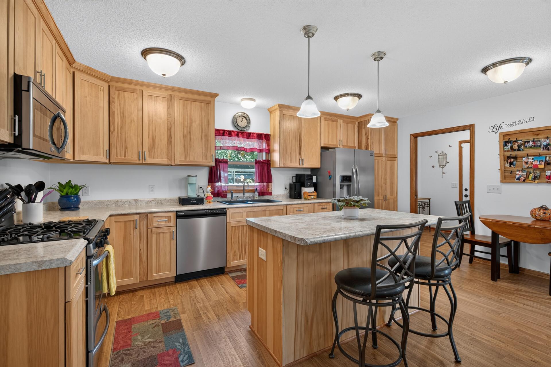619 7th Street Property Photo 15