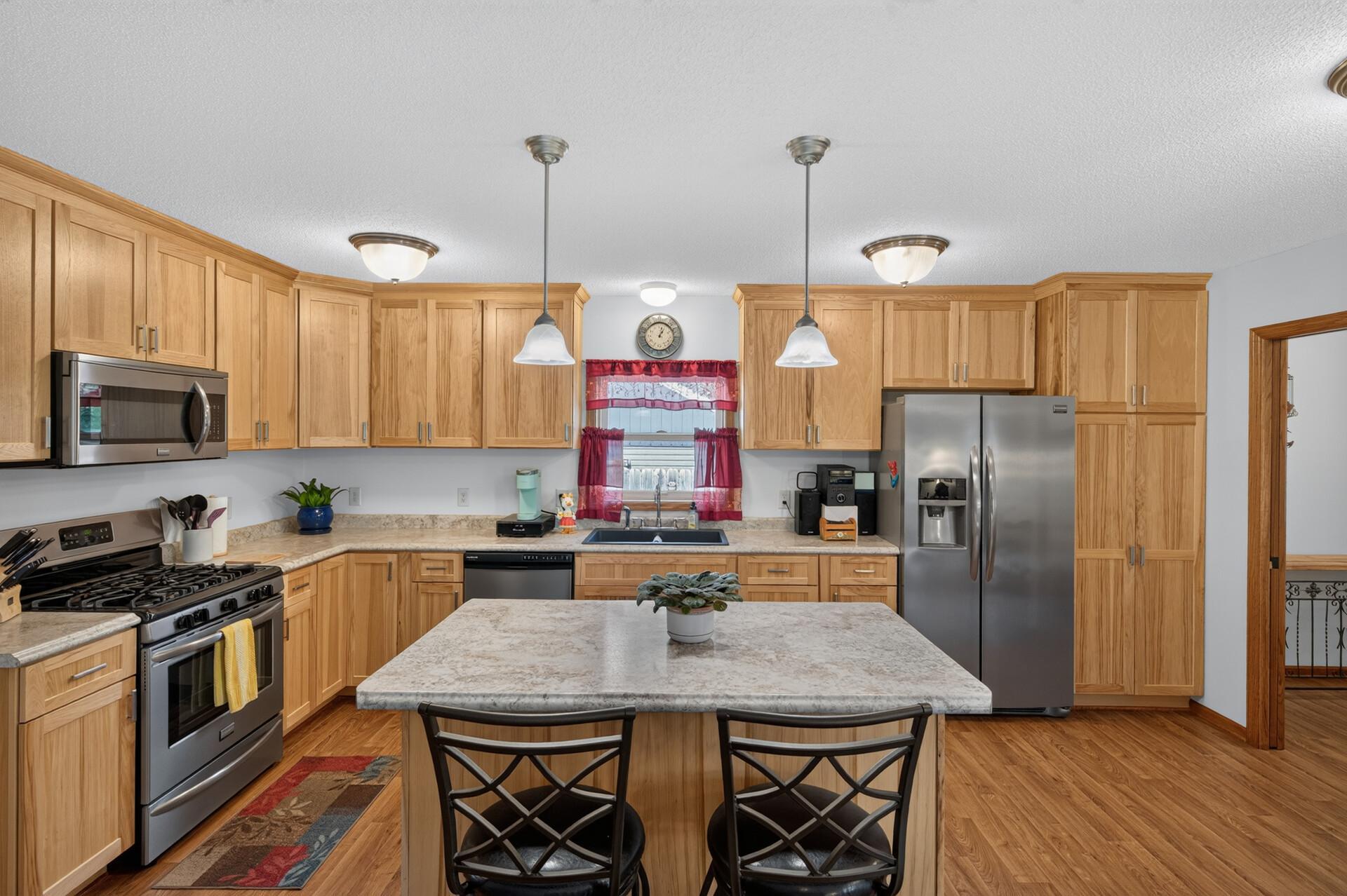 619 7th Street Property Photo 16