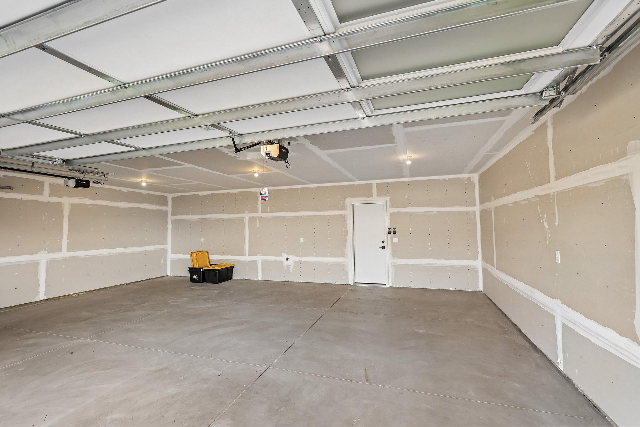 19129 Cloverleaf Way Property Photo 18