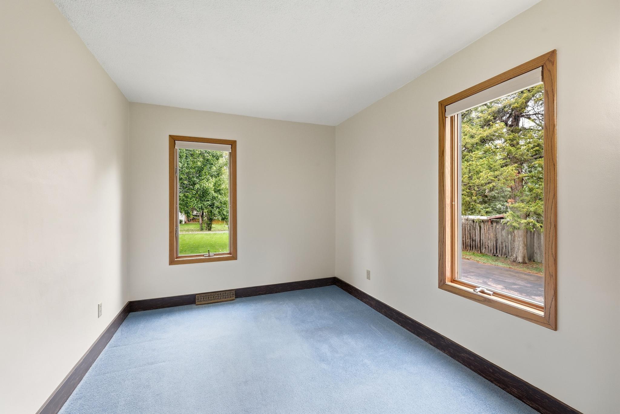 525 N Fremont Street Property Photo 10