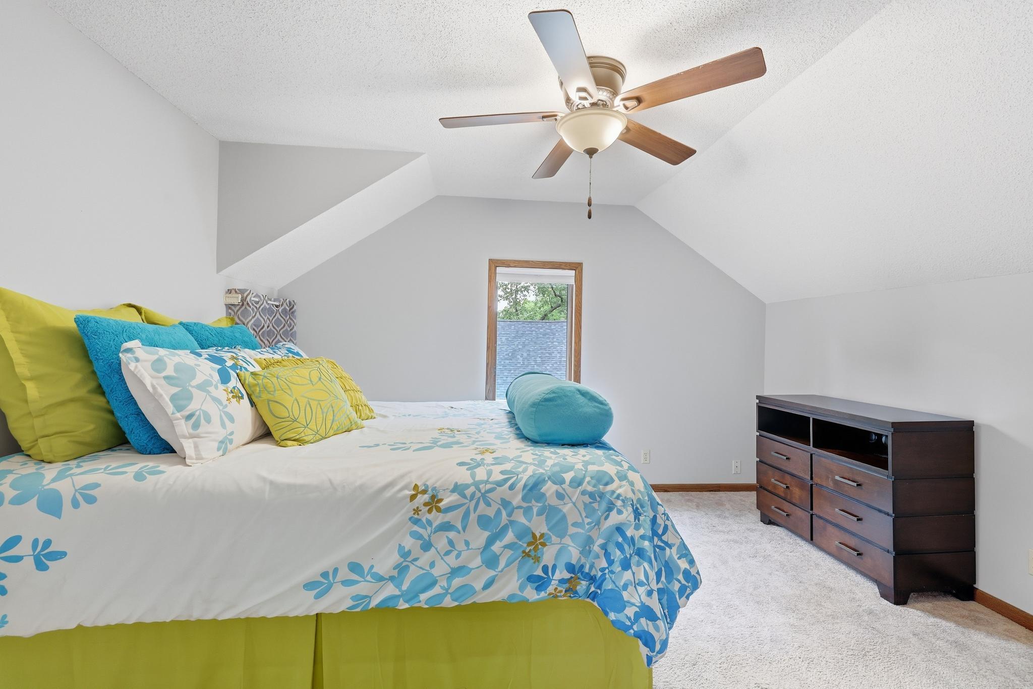 525 N Fremont Street Property Photo 12