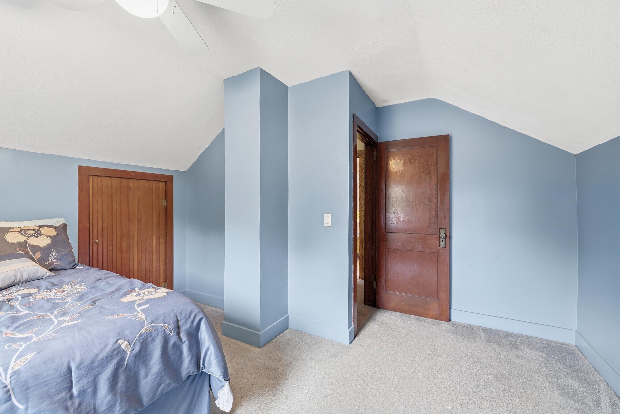 525 N Fremont Street Property Photo 17