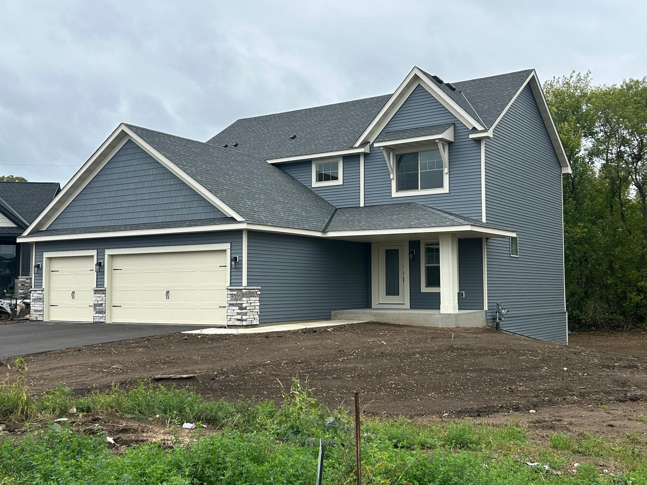 1320 136th Circle E Property Photo 3
