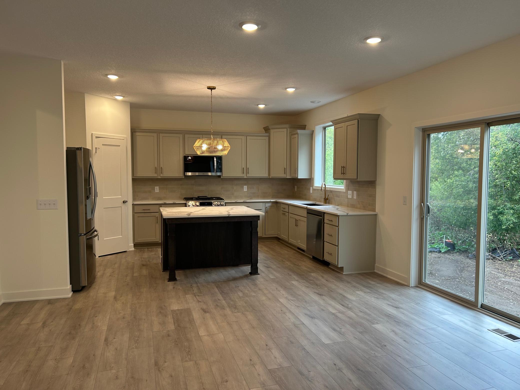 1320 136th Circle E Property Photo 4