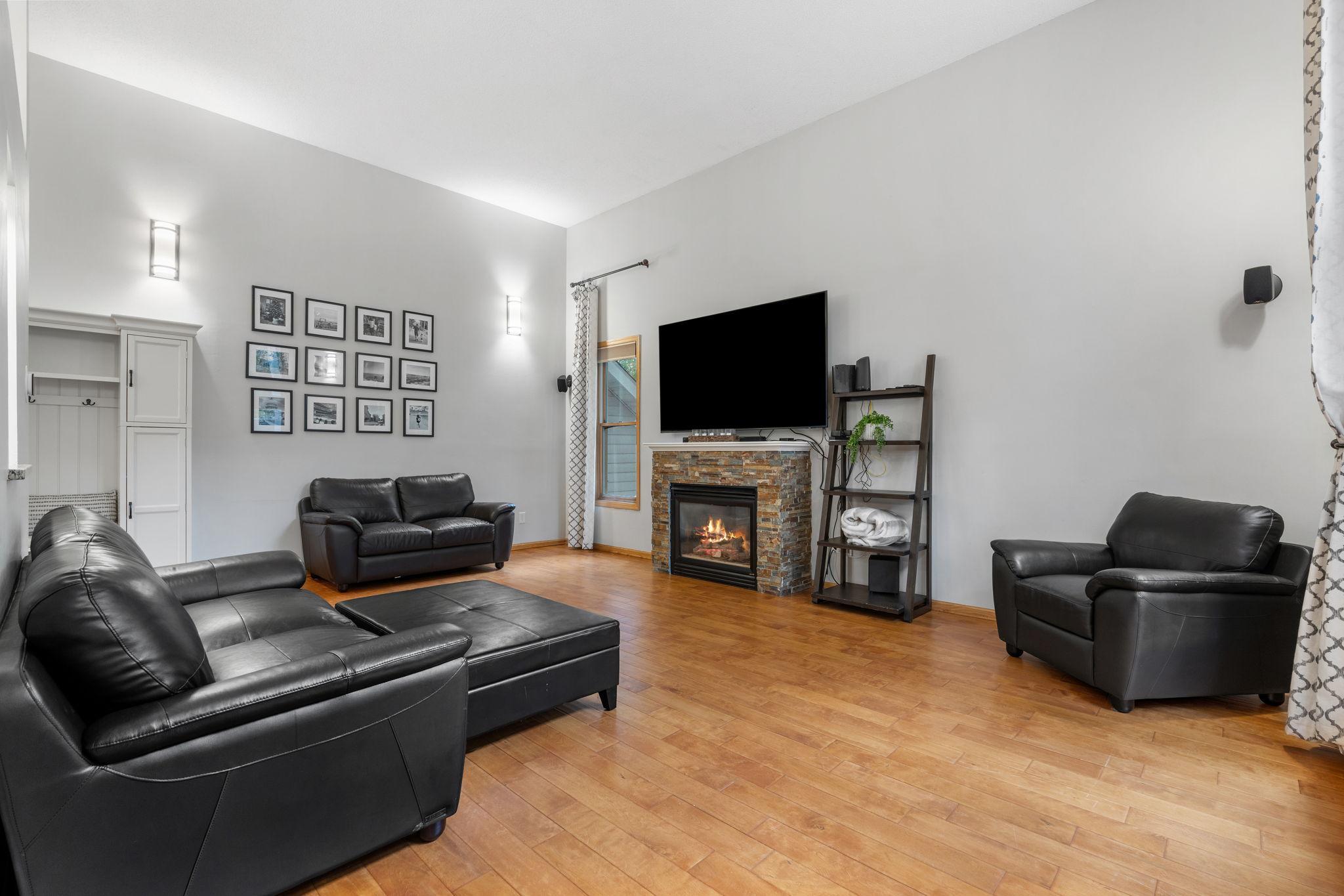 10470 169th Street W Property Photo 11