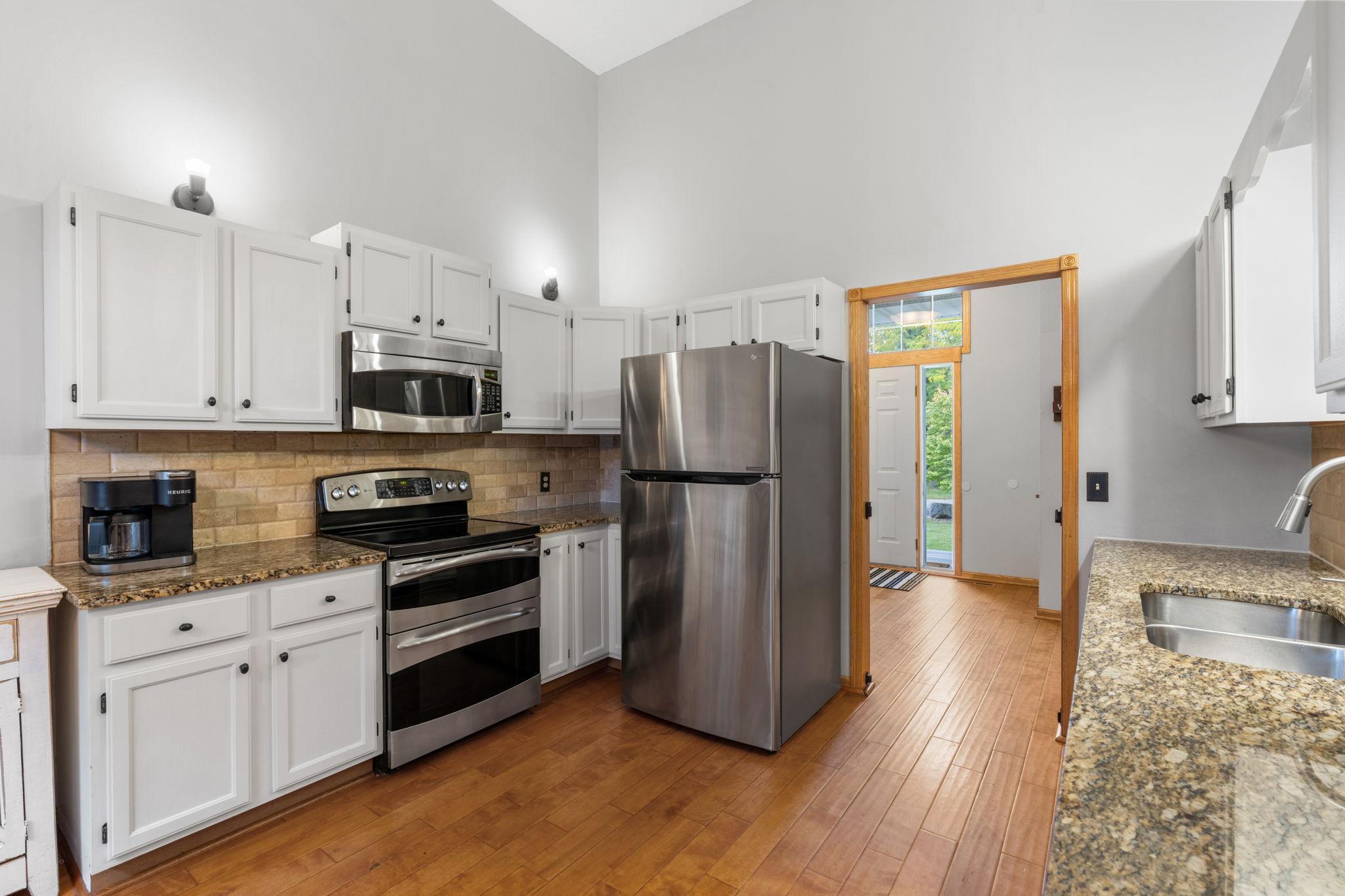 10470 169th Street W Property Photo 12