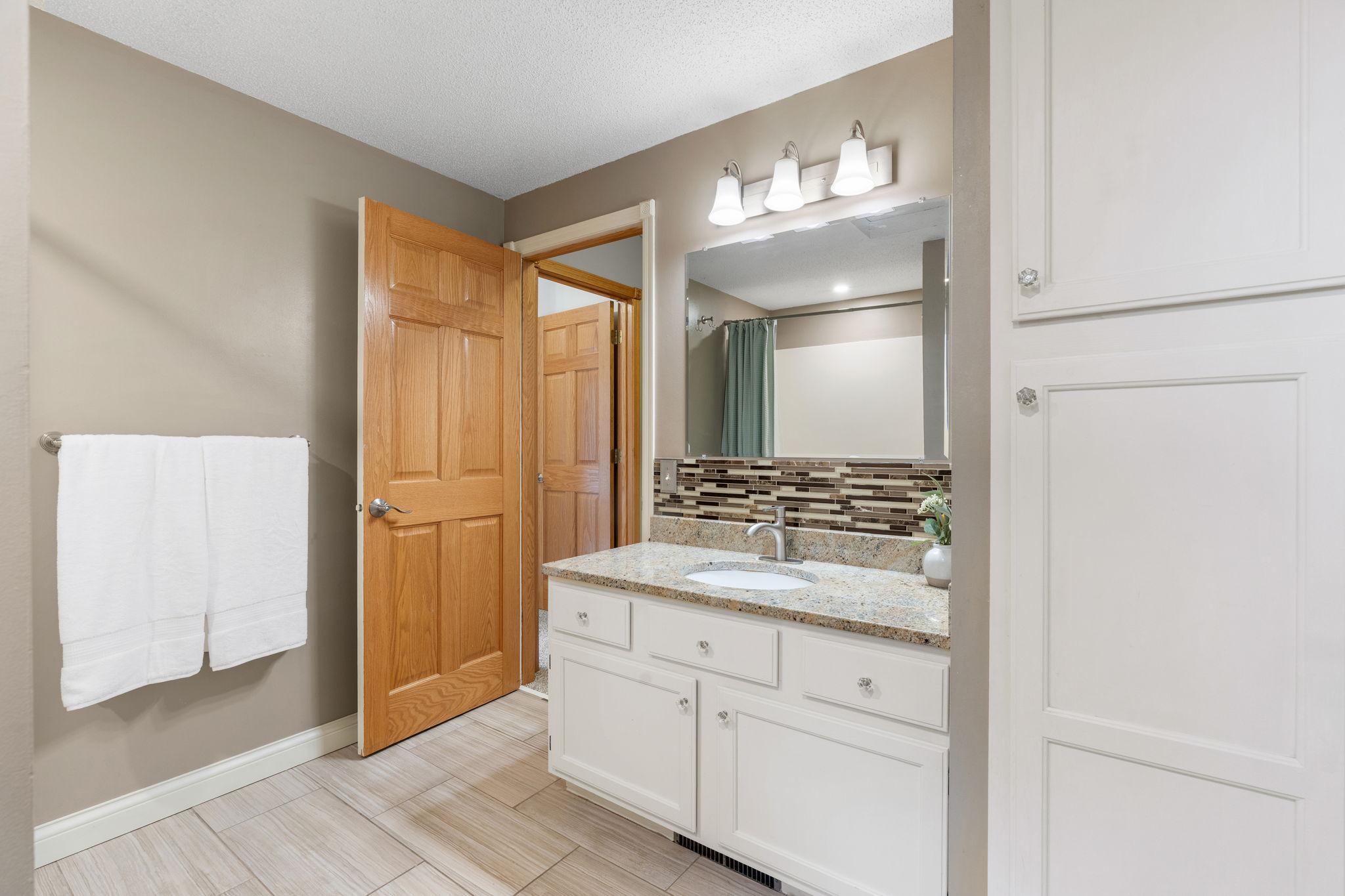 10470 169th Street W Property Photo 24