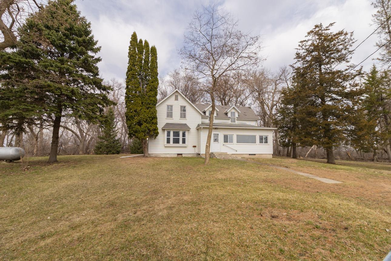 16827 Walden Avenue Property Photo 1