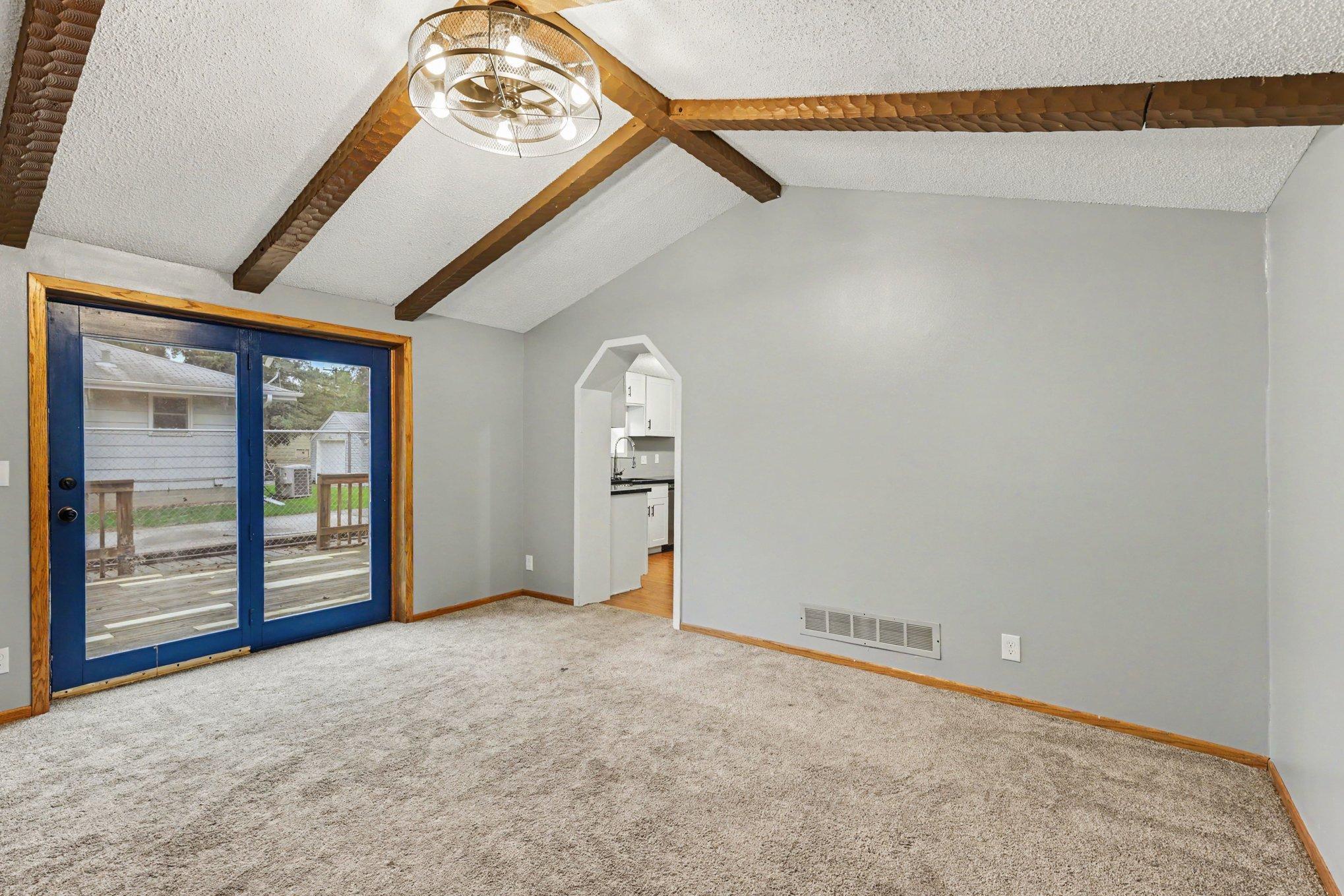 231 Longfellow Street Ne Property Photo 8