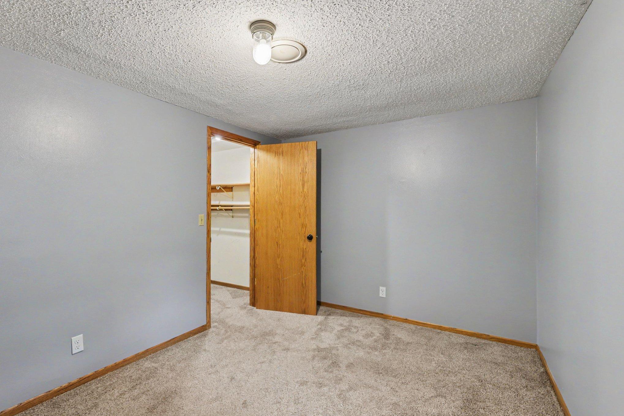 231 Longfellow Street Ne Property Photo 10