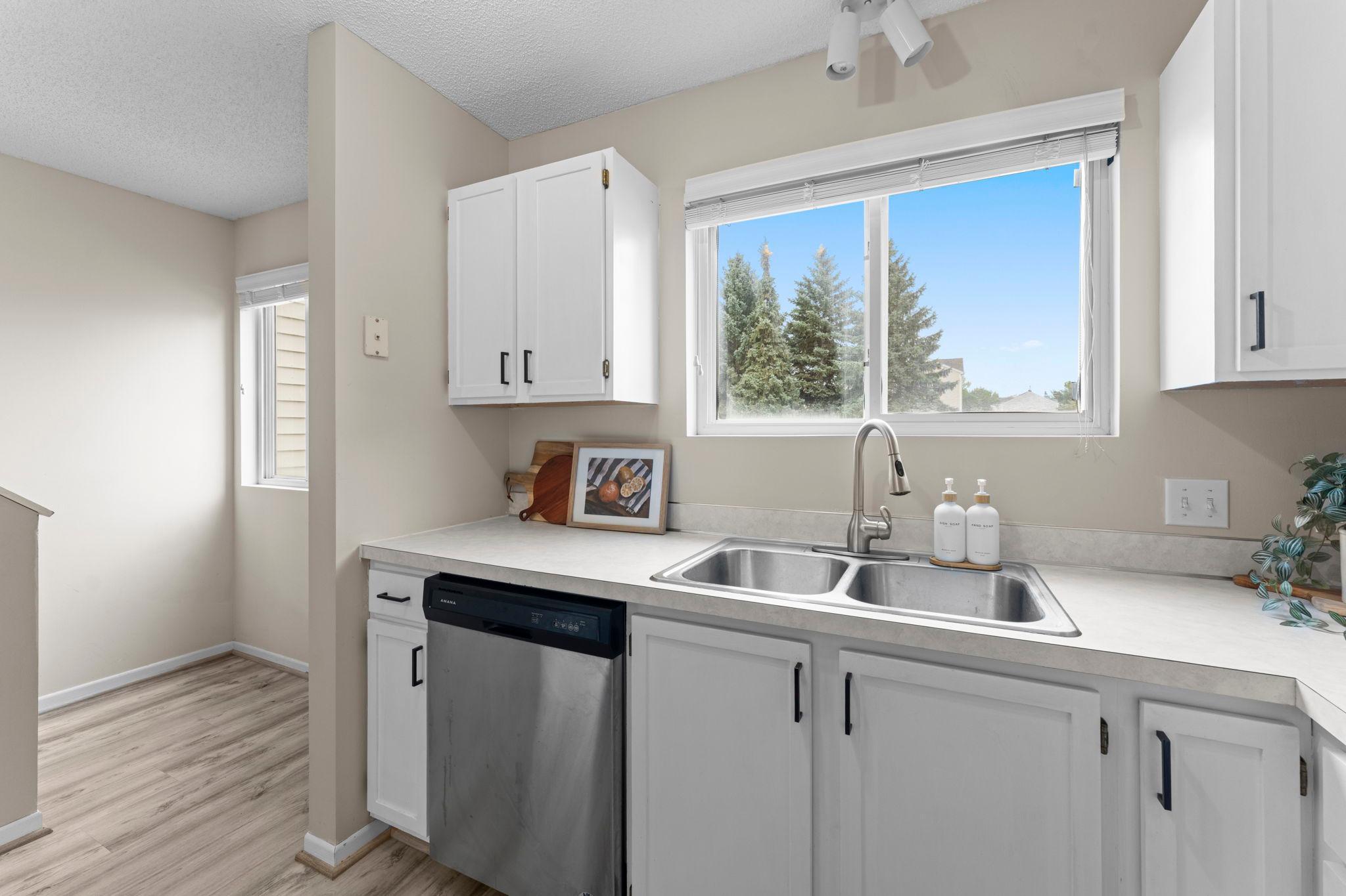 13092 Murdock Terrace Property Photo 2