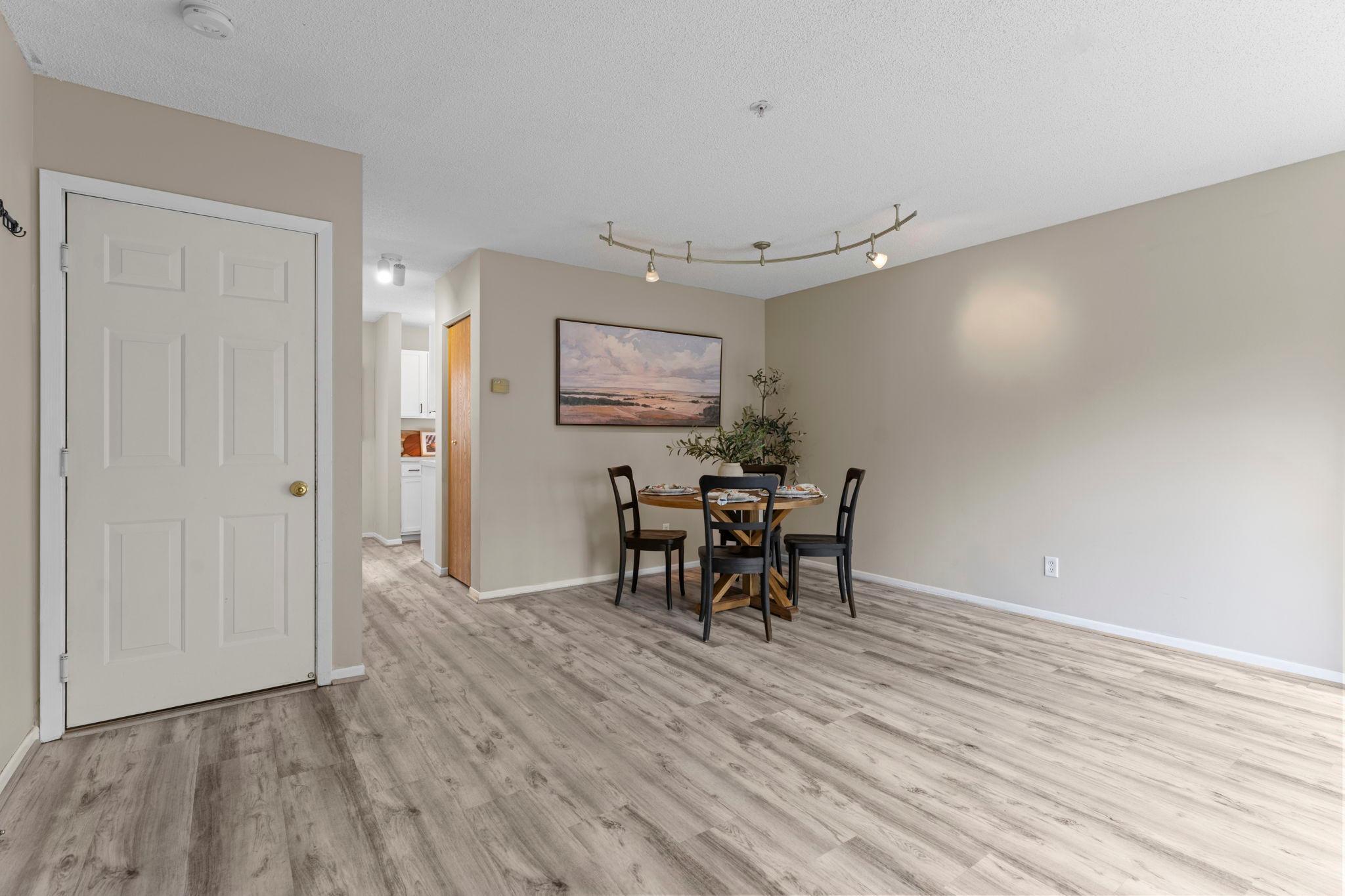 13092 Murdock Terrace Property Photo 8
