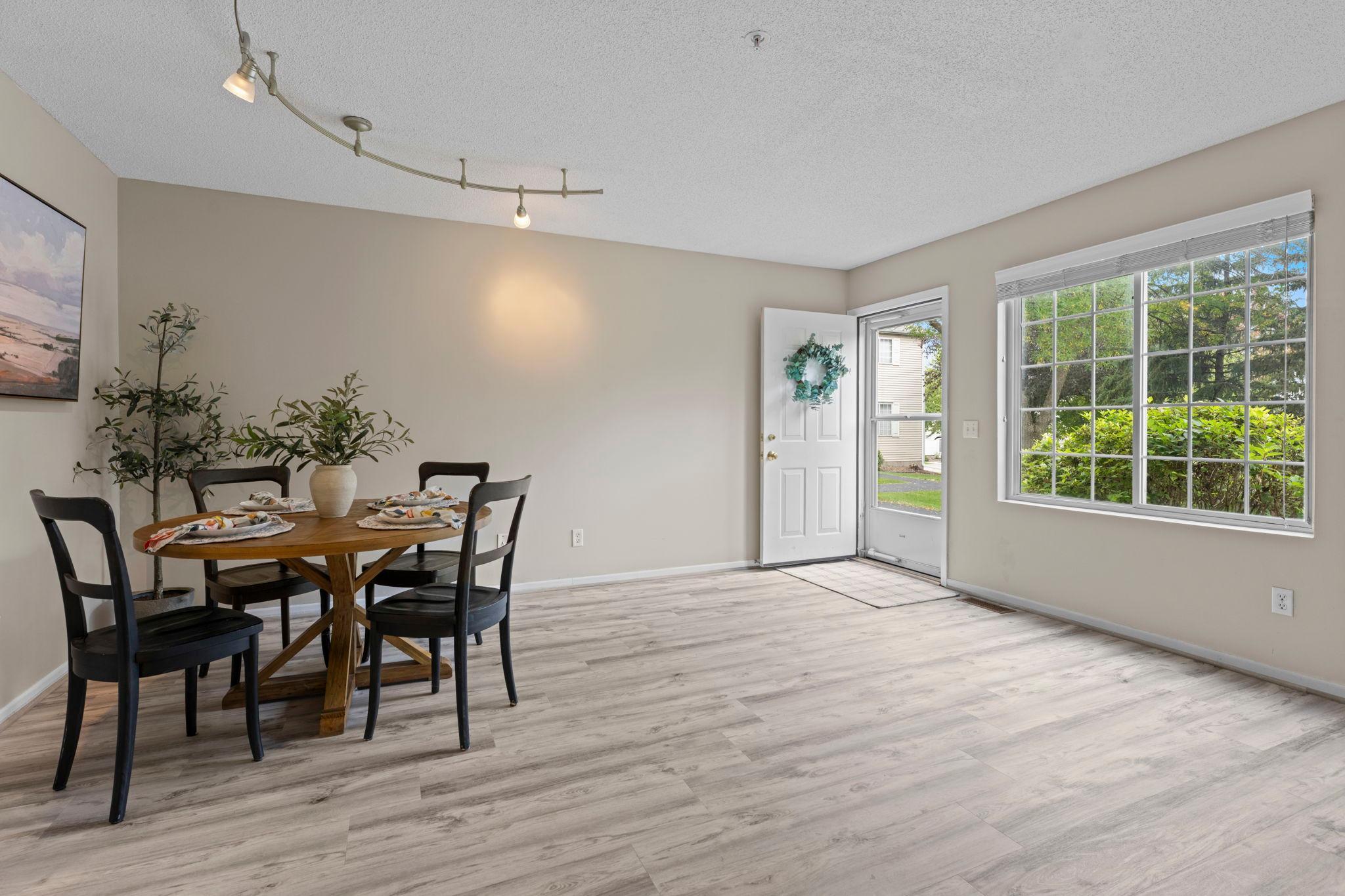 13092 Murdock Terrace Property Photo 9