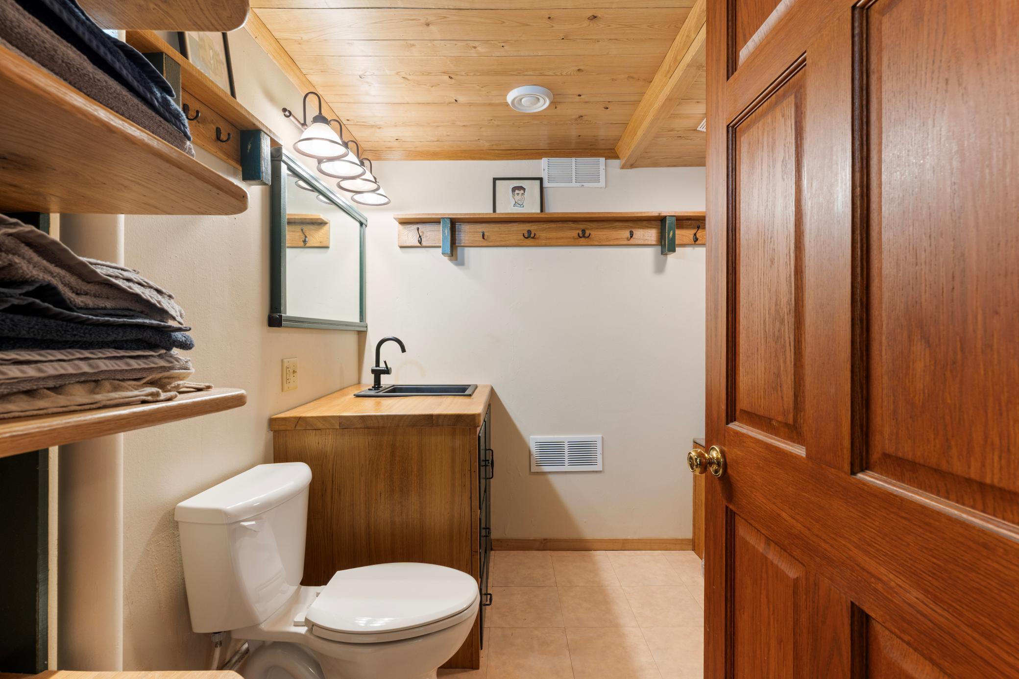 7896 S Little Thunder Drive Ne Property Photo 19