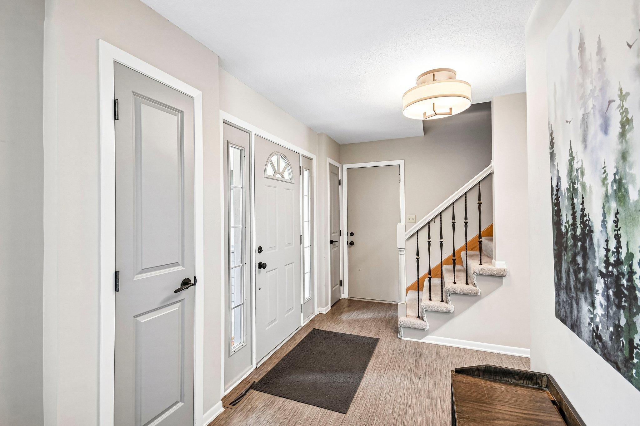 1075 Fallbrook Lane Property Photo 11