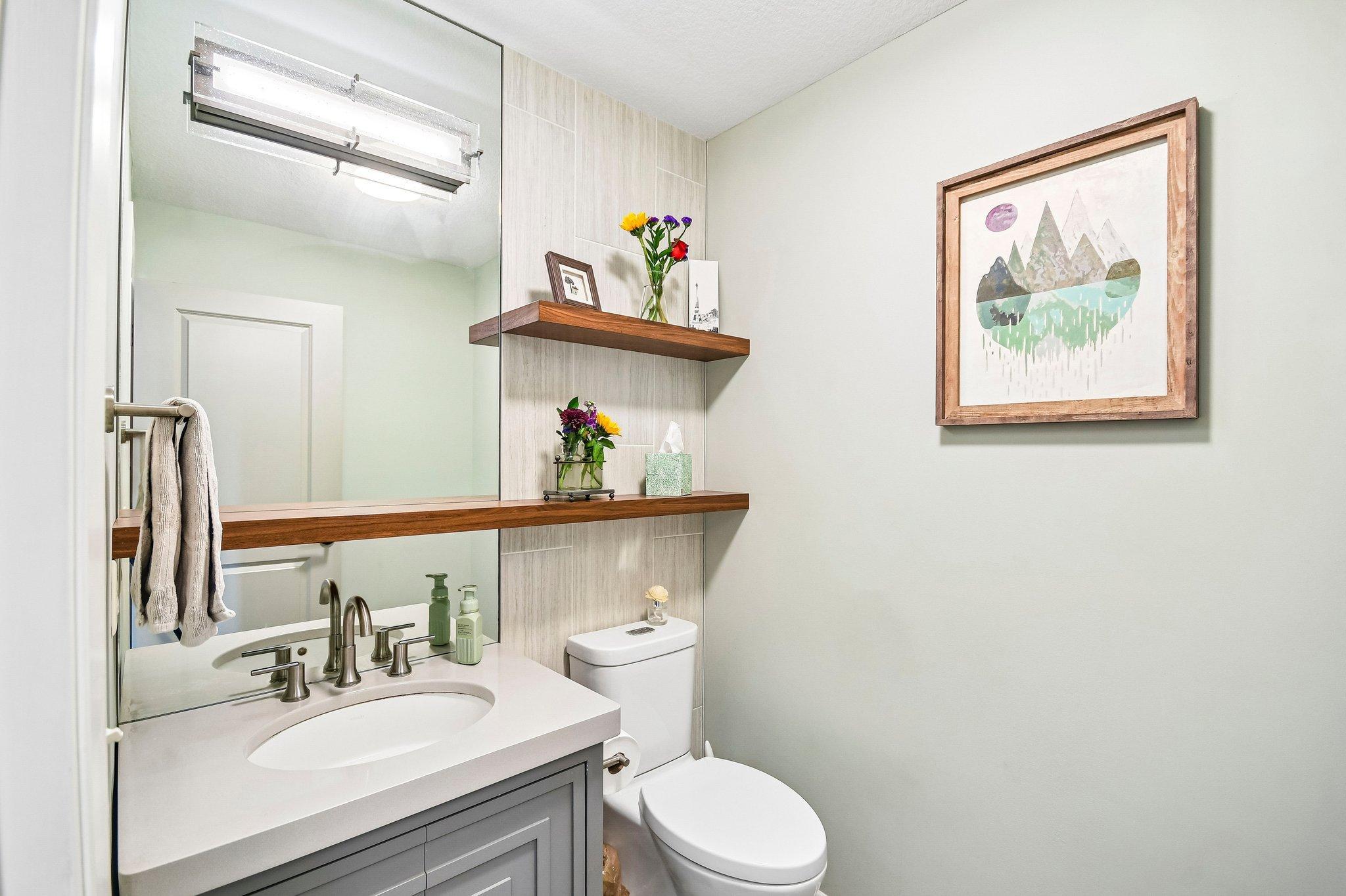 1075 Fallbrook Lane Property Photo 16