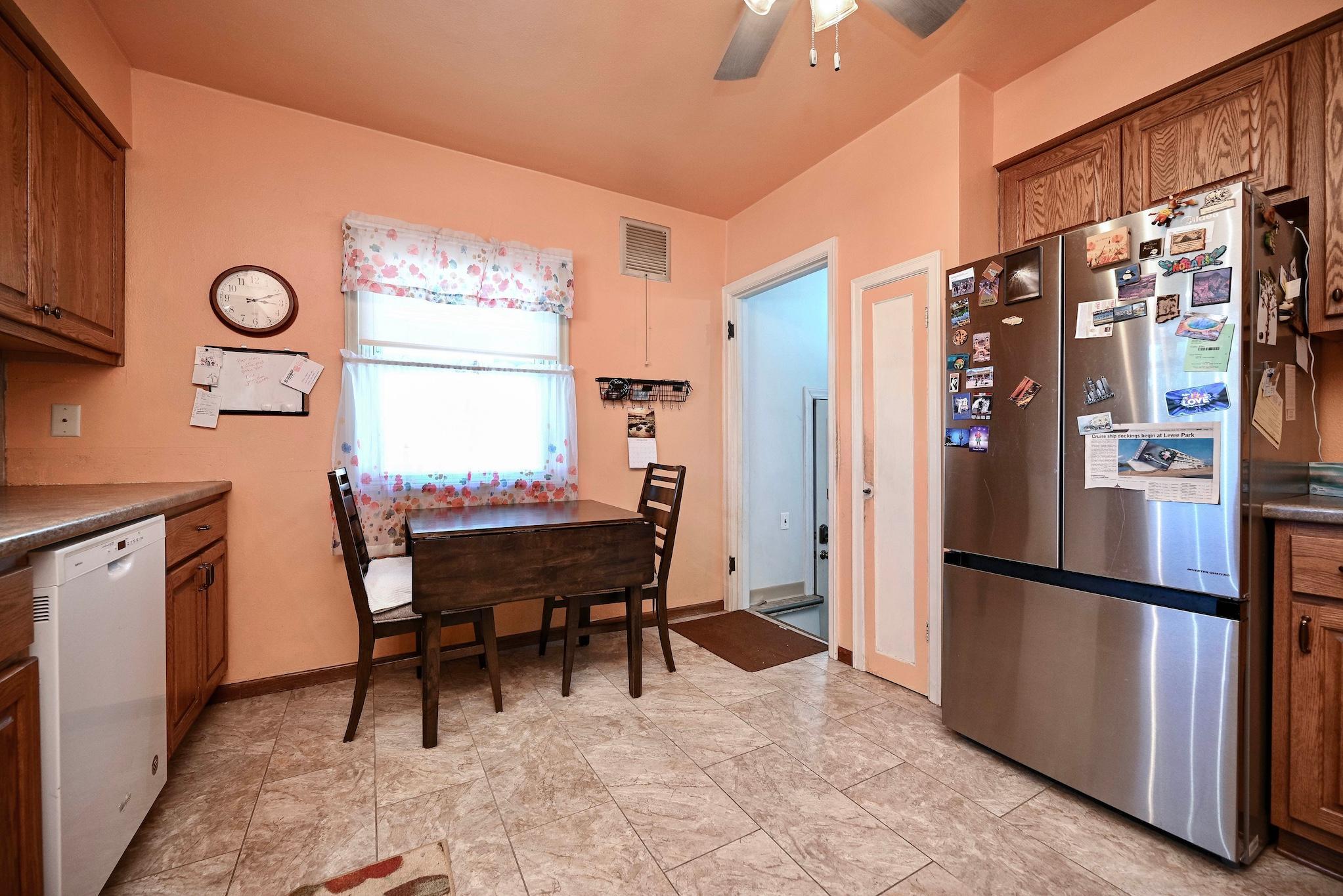 1022 Gilmore Avenue Property Photo 8