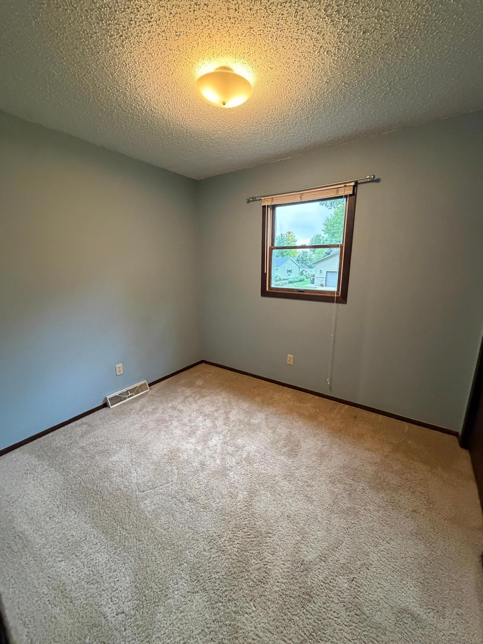104 W Thomas Avenue Property Photo 13