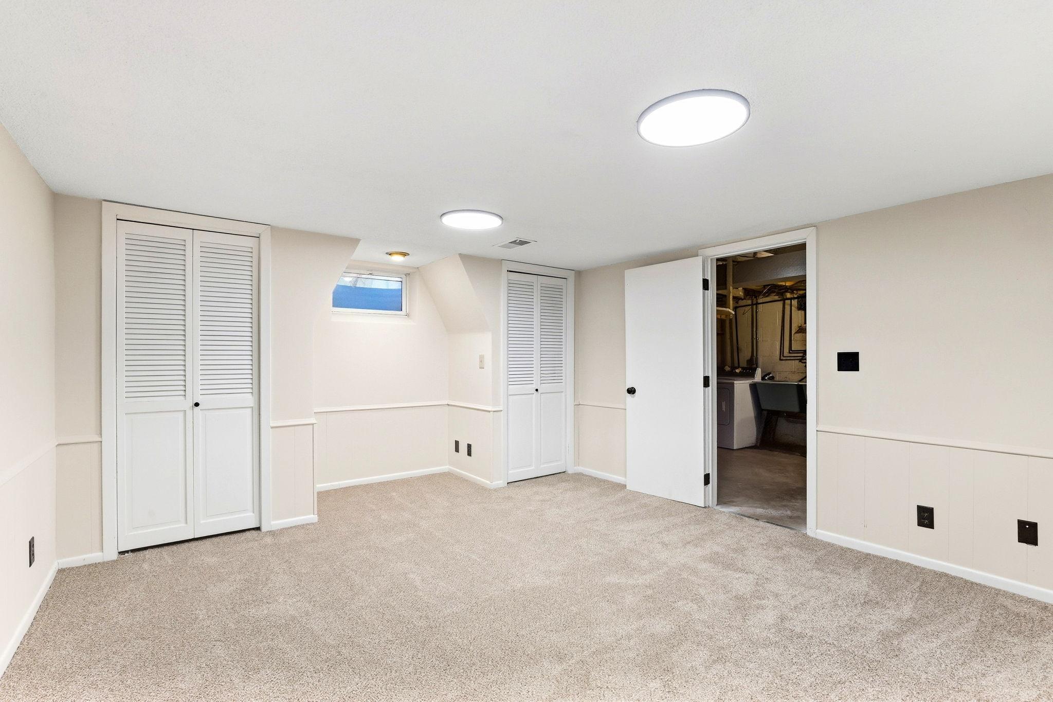 9330 Park Avenue S Property Photo 24