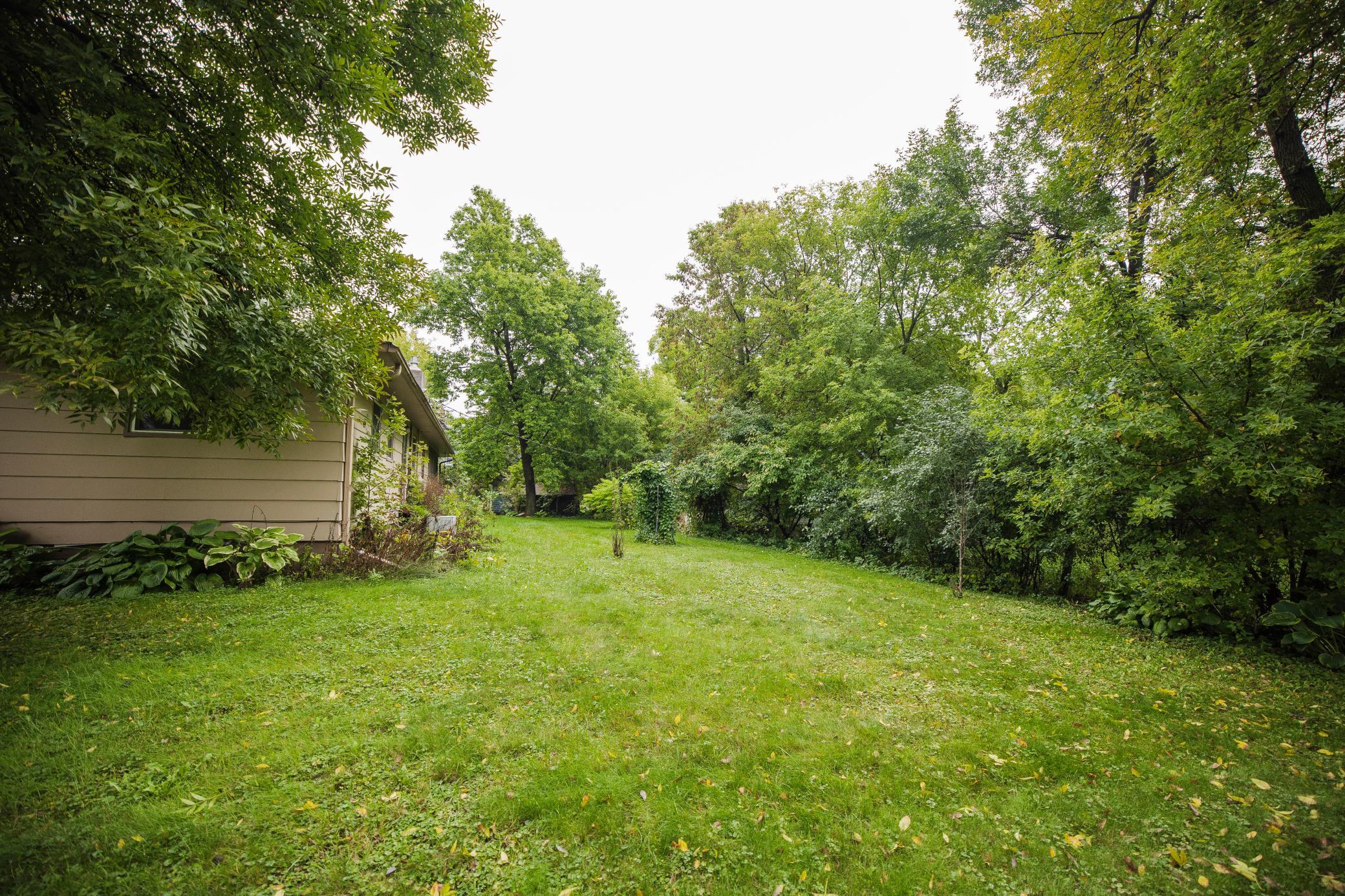 315 W 10th Street Property Photo 10