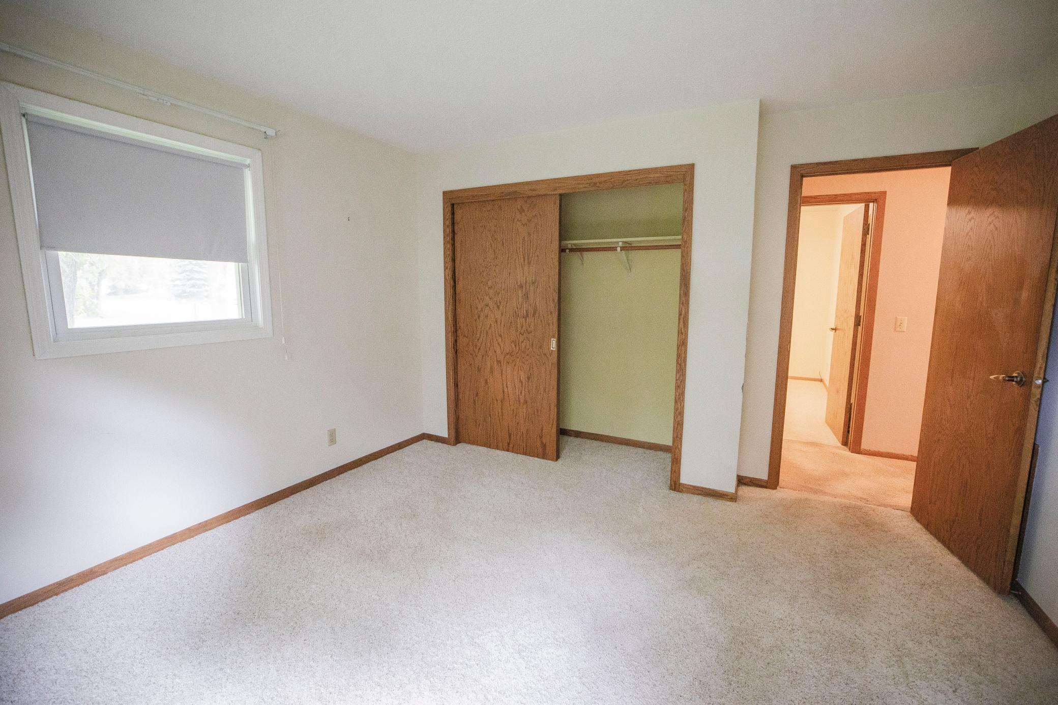 315 W 10th Street Property Photo 33