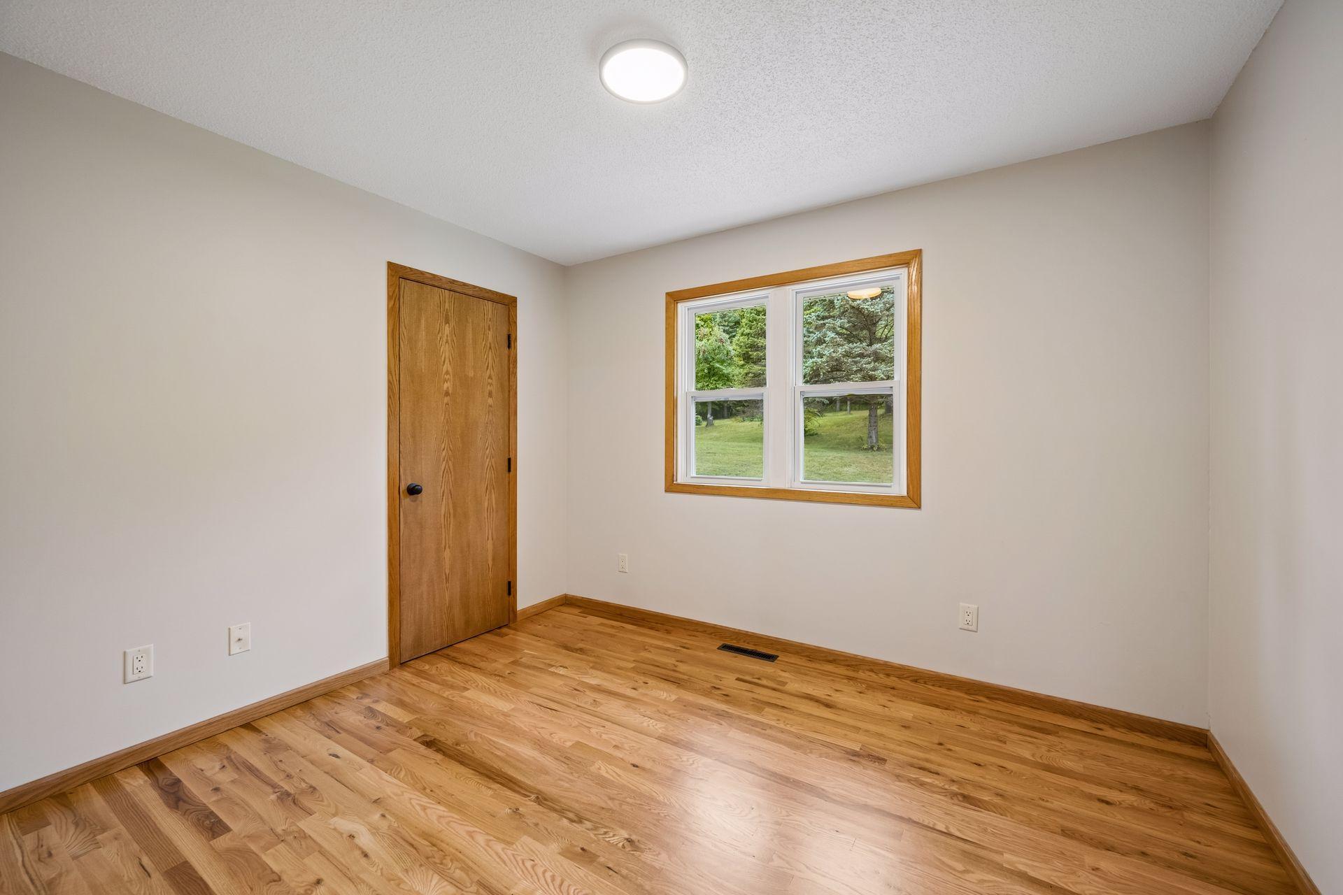 2485 Hamlin Avenue Se Property Photo 17