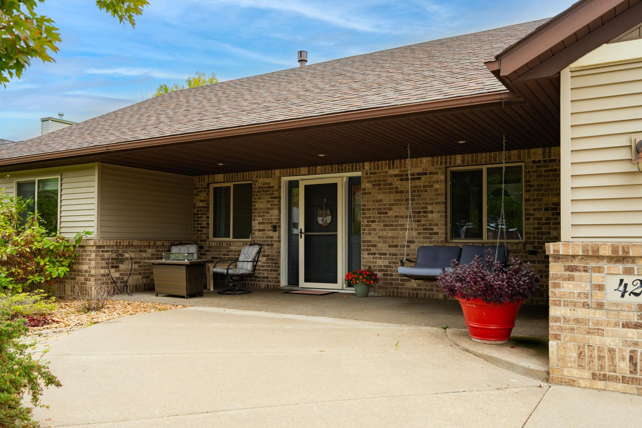 426 Maple Drive Property Photo 2