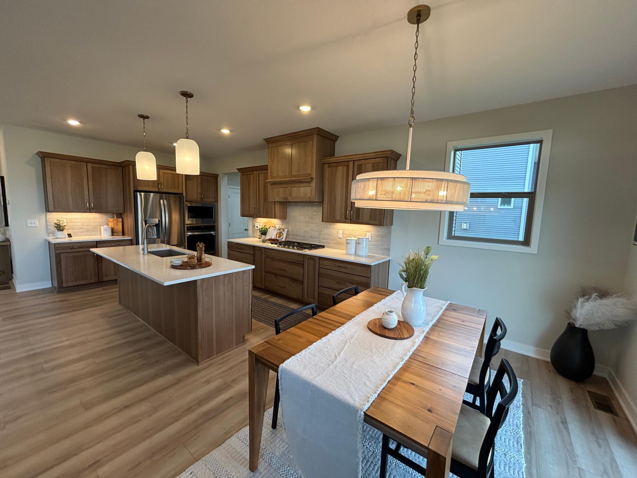 17924 Headwaters Drive Property Photo 1