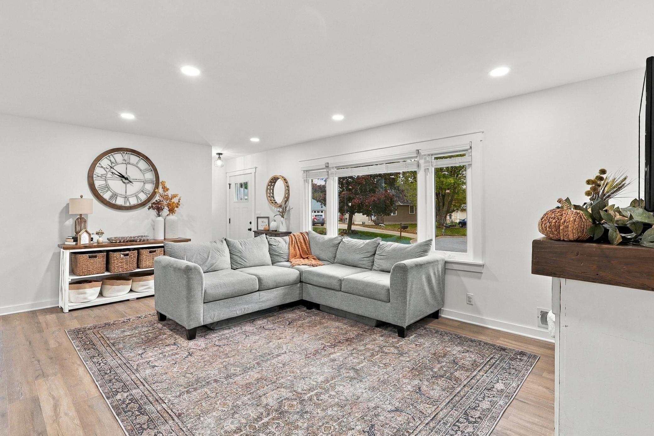 2029 Opal Place Property Photo 3