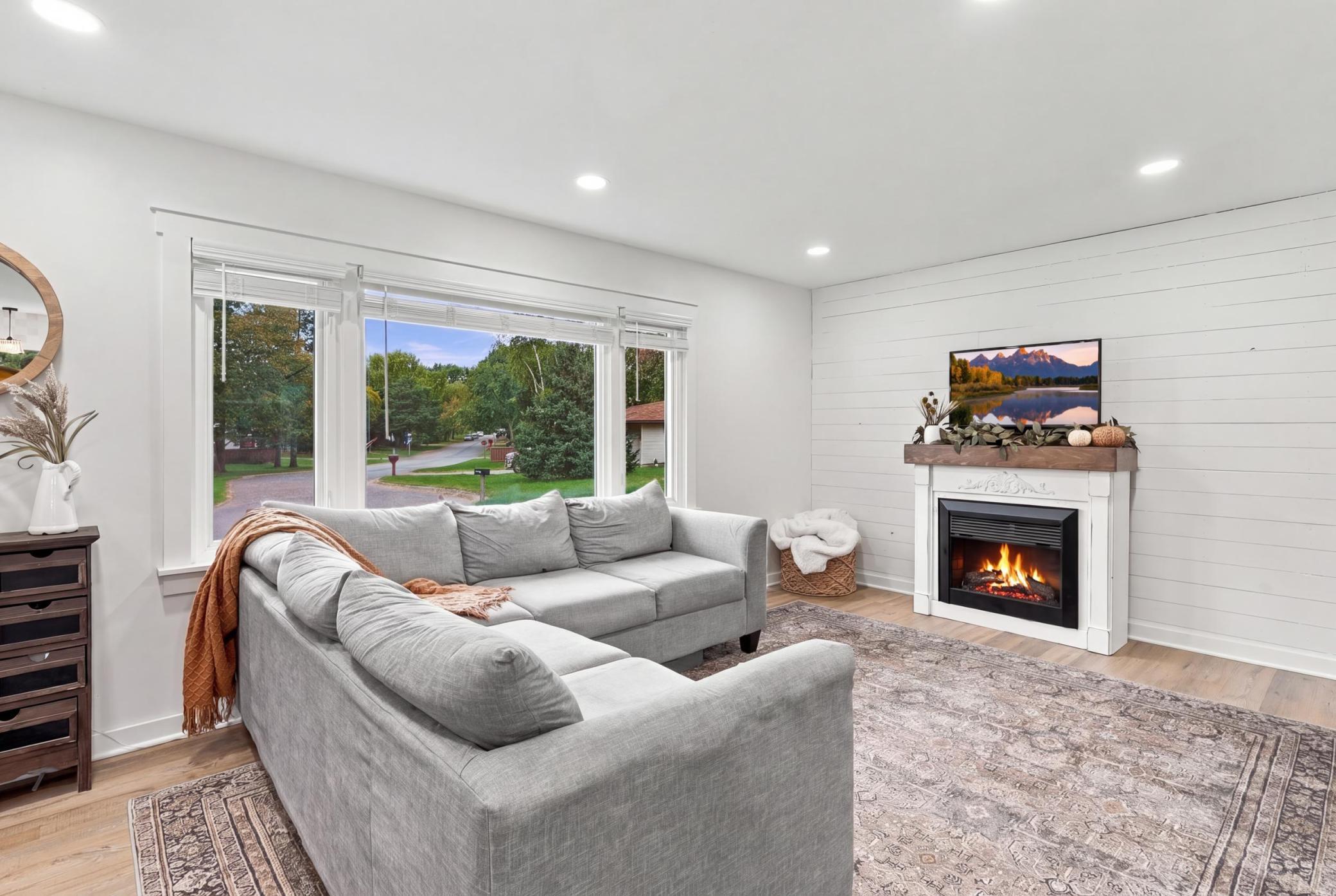 2029 Opal Place Property Photo 4