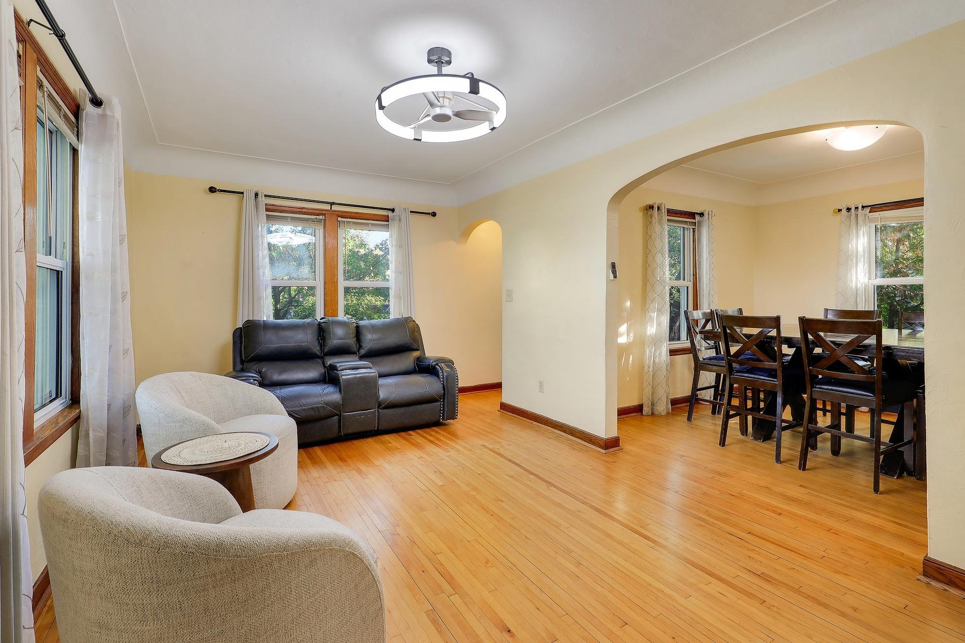 1322 Reaney Avenue Property Photo 1