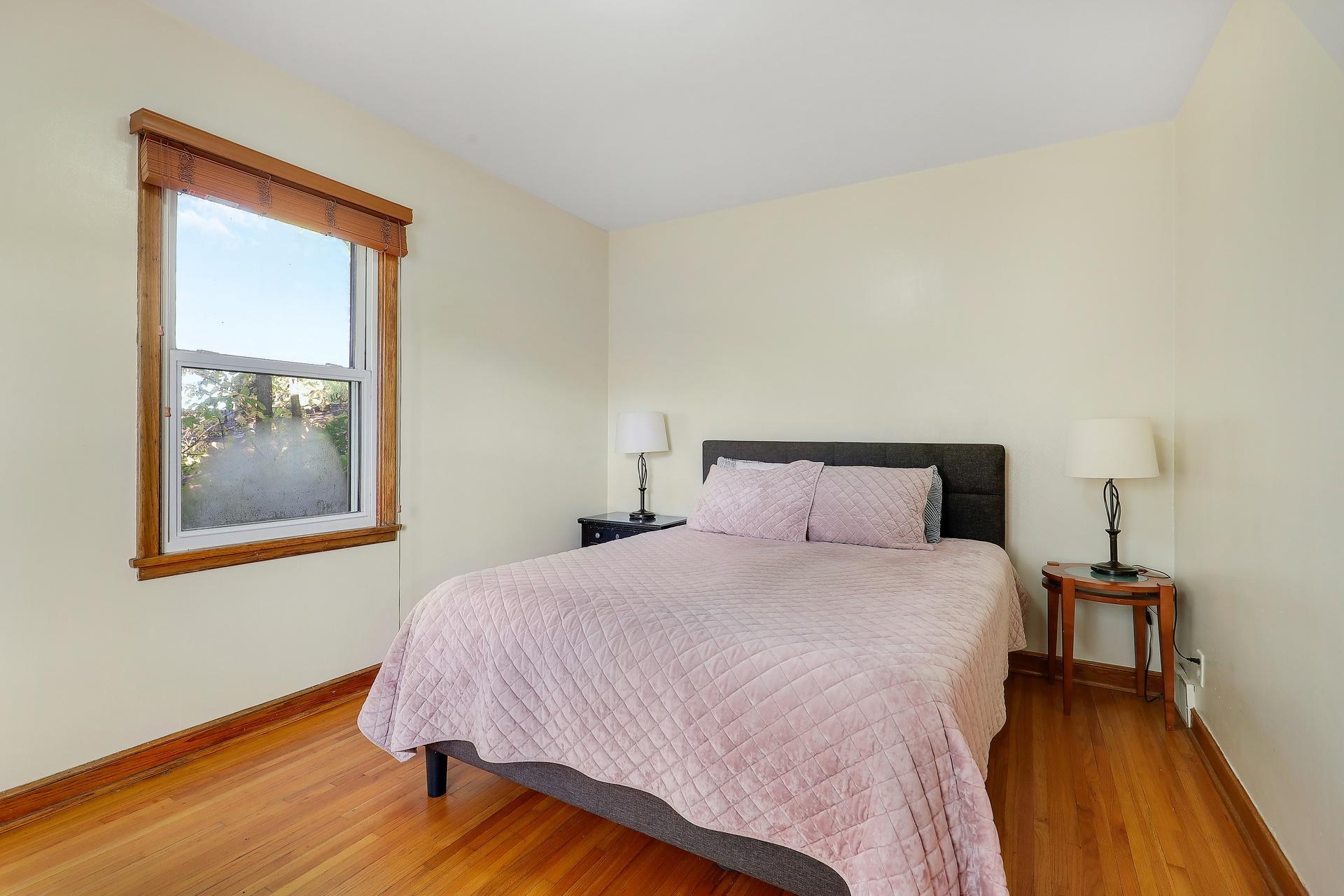 1322 Reaney Avenue Property Photo 12