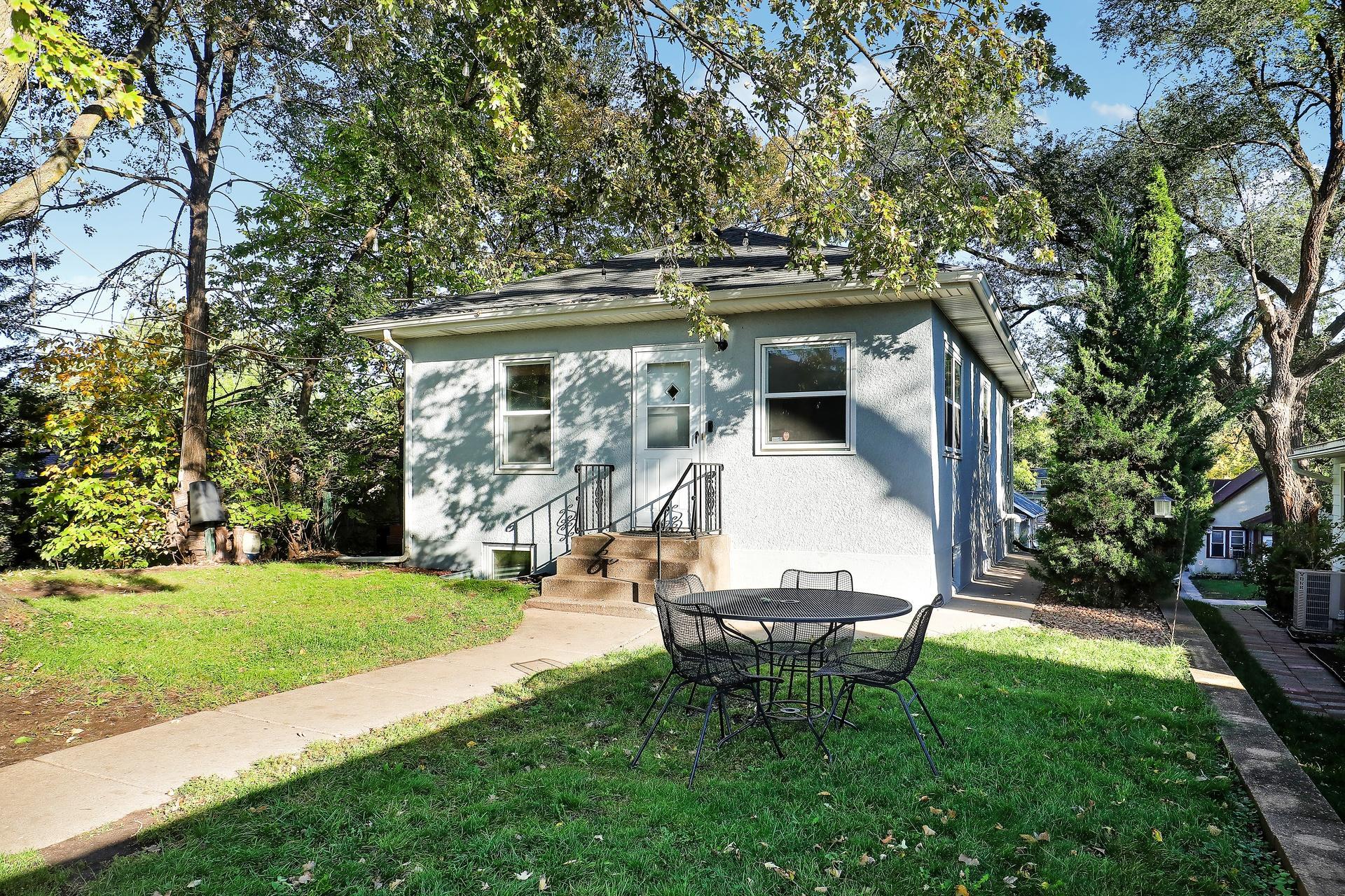 1322 Reaney Avenue Property Photo 24