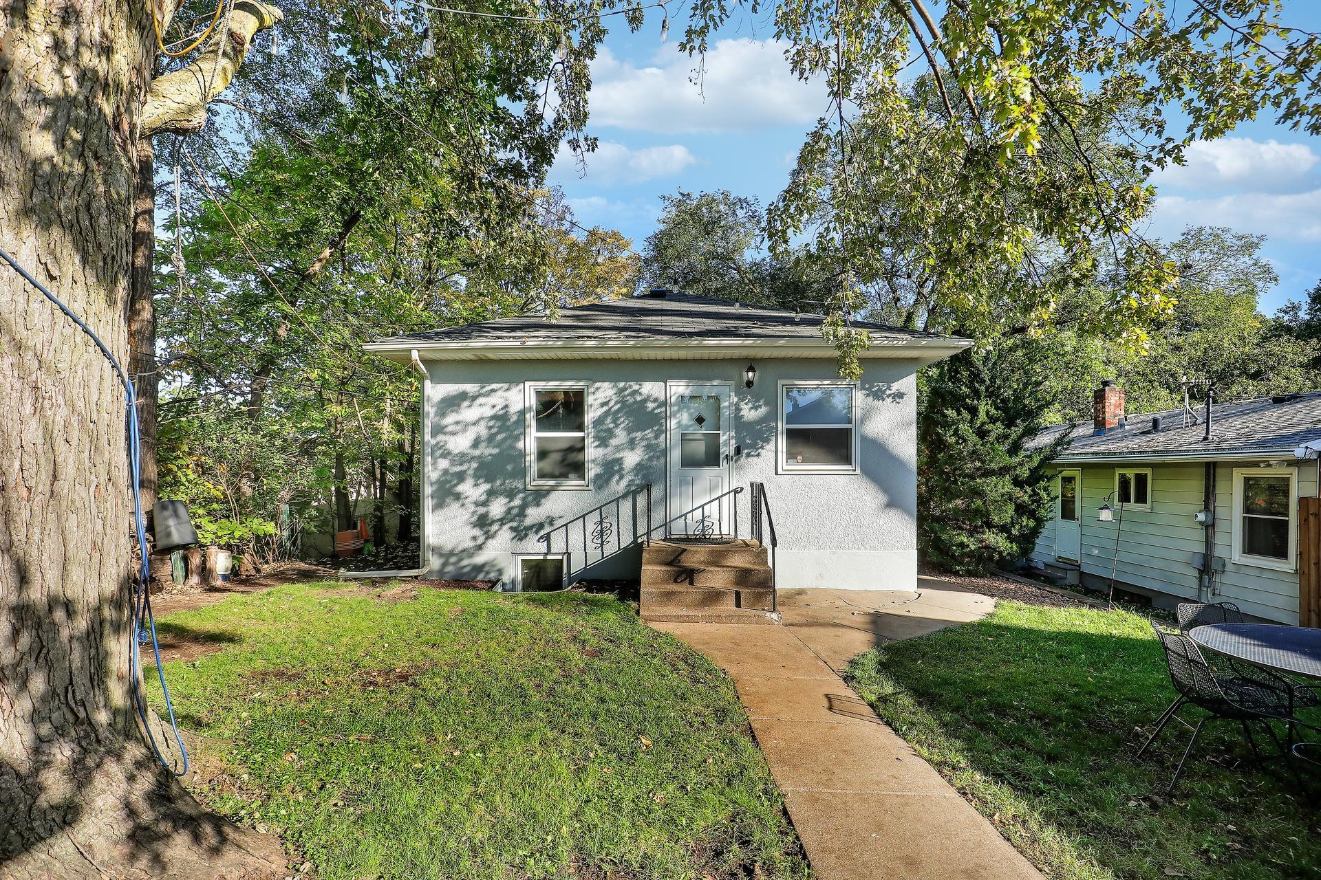 1322 Reaney Avenue Property Photo 25
