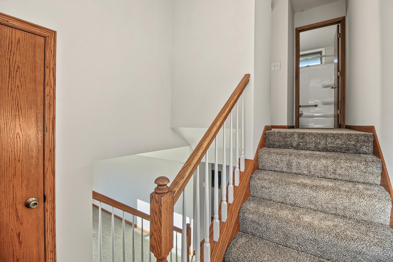 1381 Easter Lane Property Photo 3
