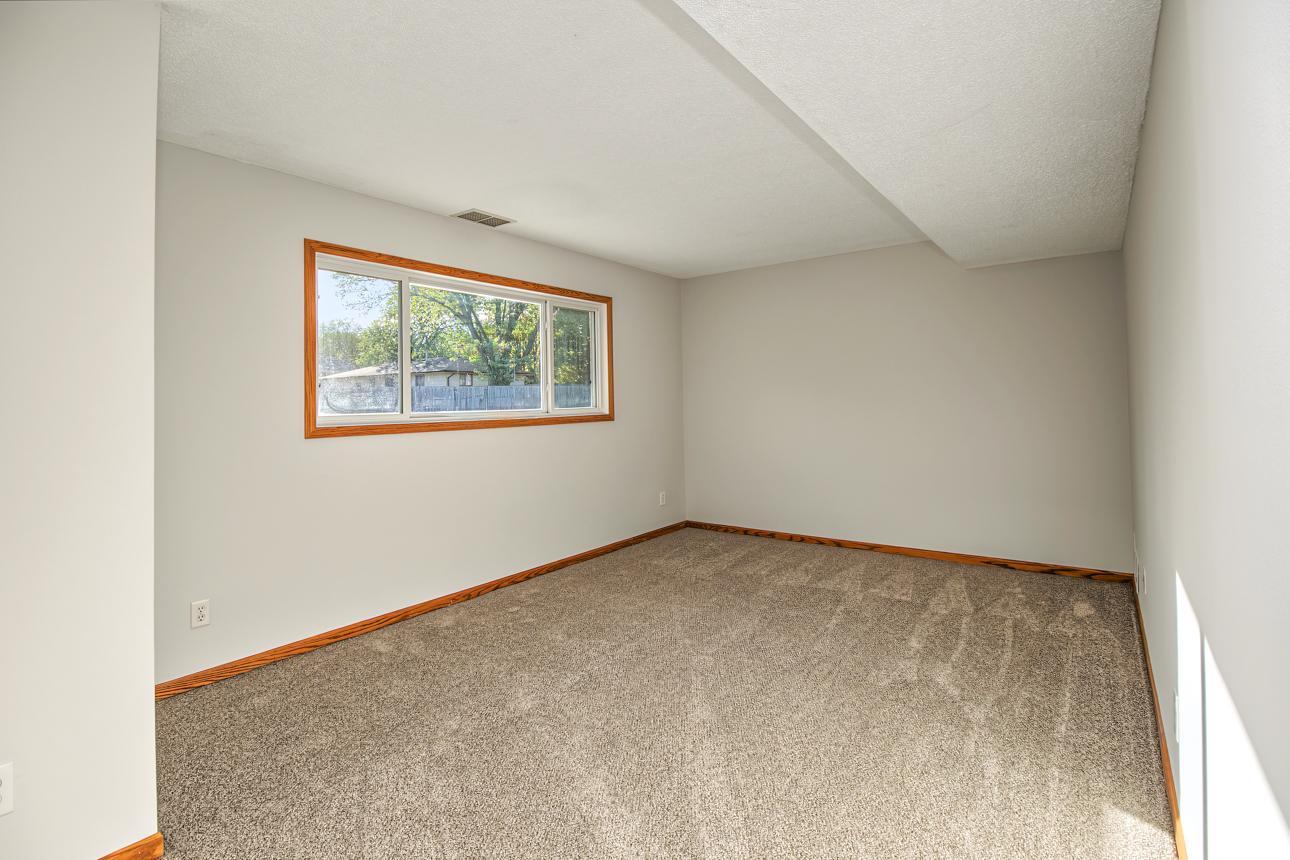 1381 Easter Lane Property Photo 5