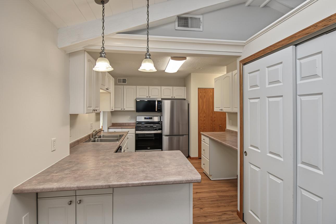 1381 Easter Lane Property Photo 12