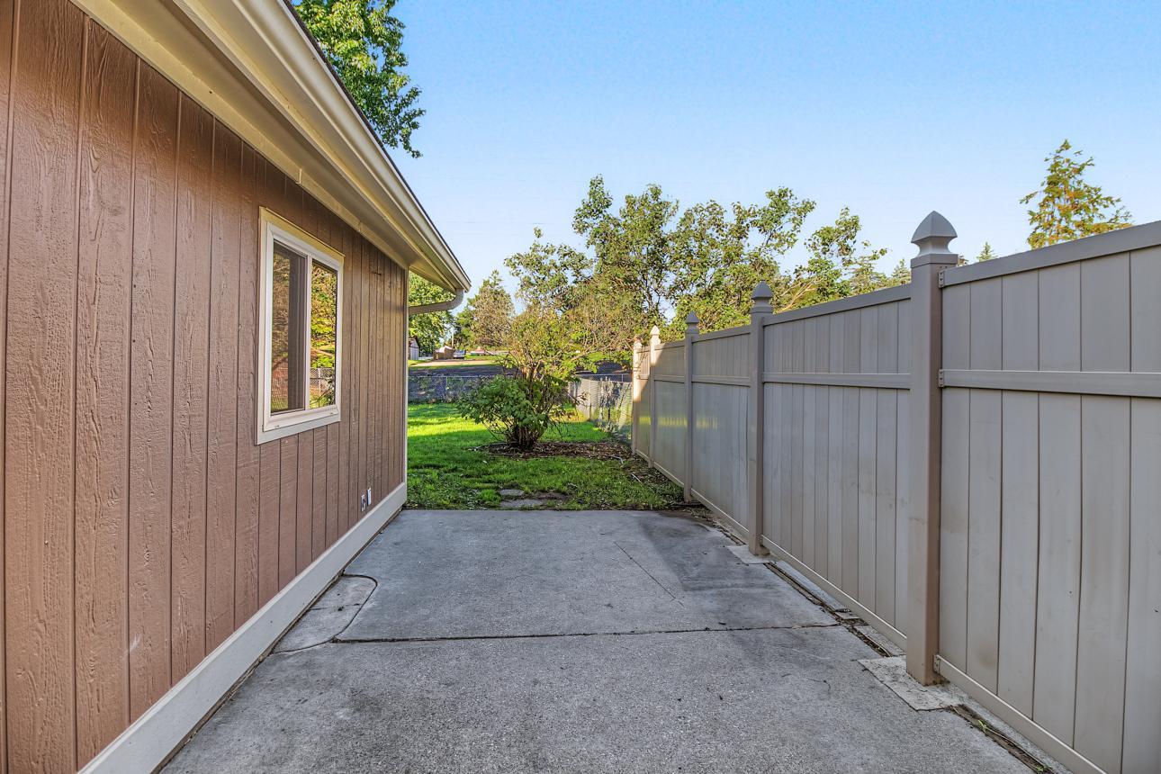 1381 Easter Lane Property Photo 29