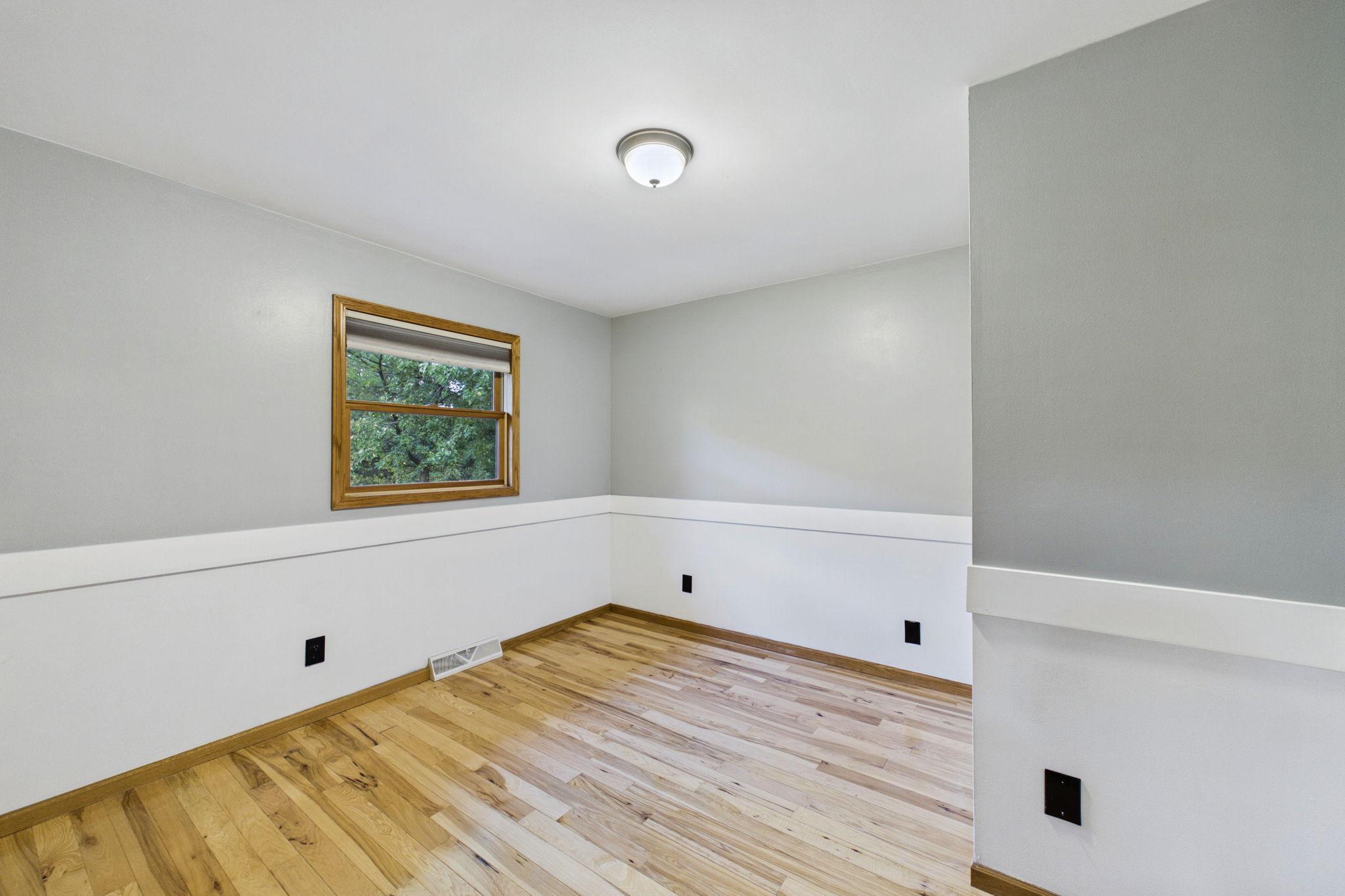 13385 207th Avenue Nw Property Photo 9