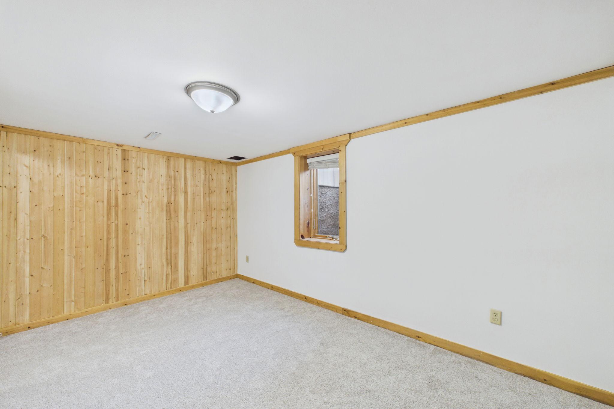 13385 207th Avenue Nw Property Photo 27